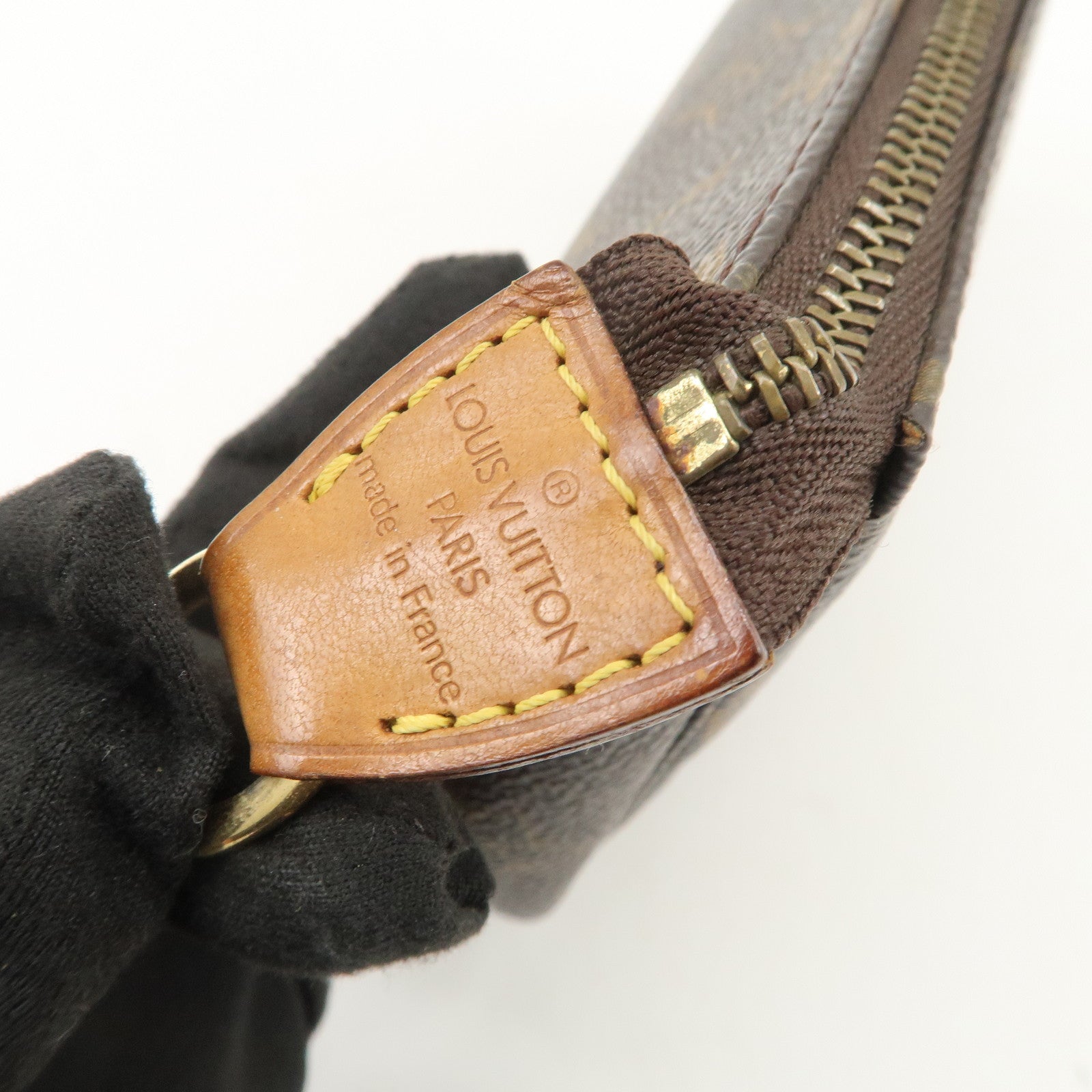 Louis Vuitton Monogram Pochette Accessoires Pouch Hand Bag M51980