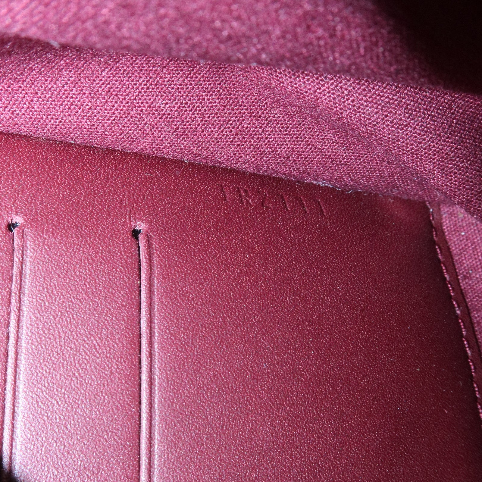 Louis Vuitton Monogram Vernis Rossmore MM Shoulder Bag M91551