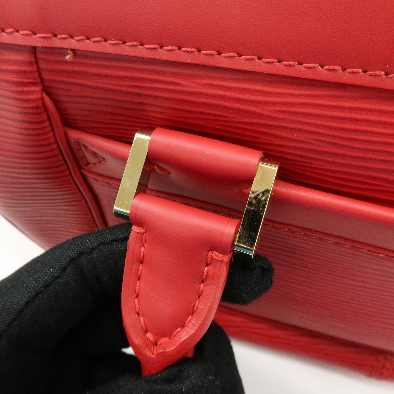 Louis Vuitton Epi Danoura PM Hand Bag Red M5891E