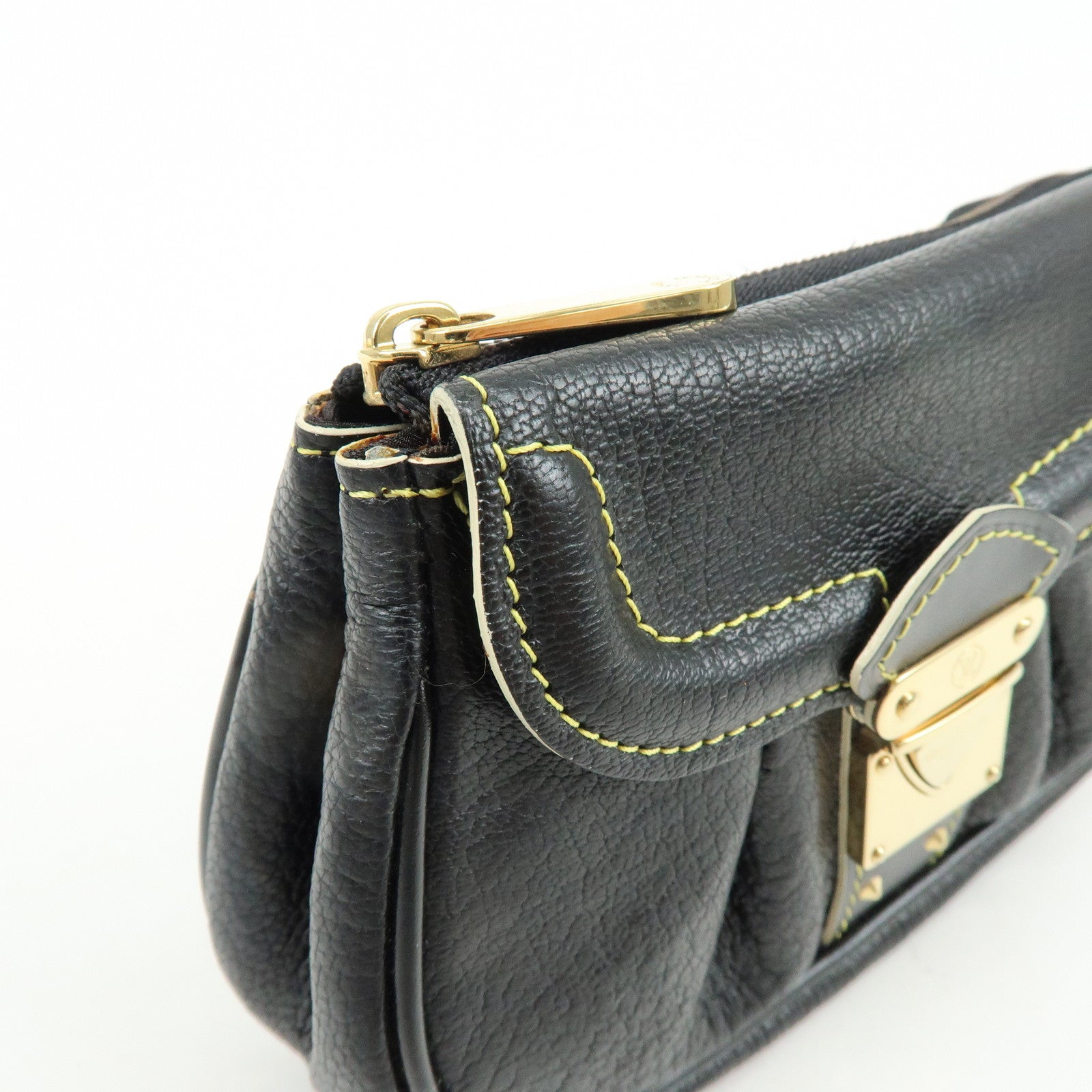 Louis Vuitton Suhari Mignon Leather Pouch Noir Black M91780