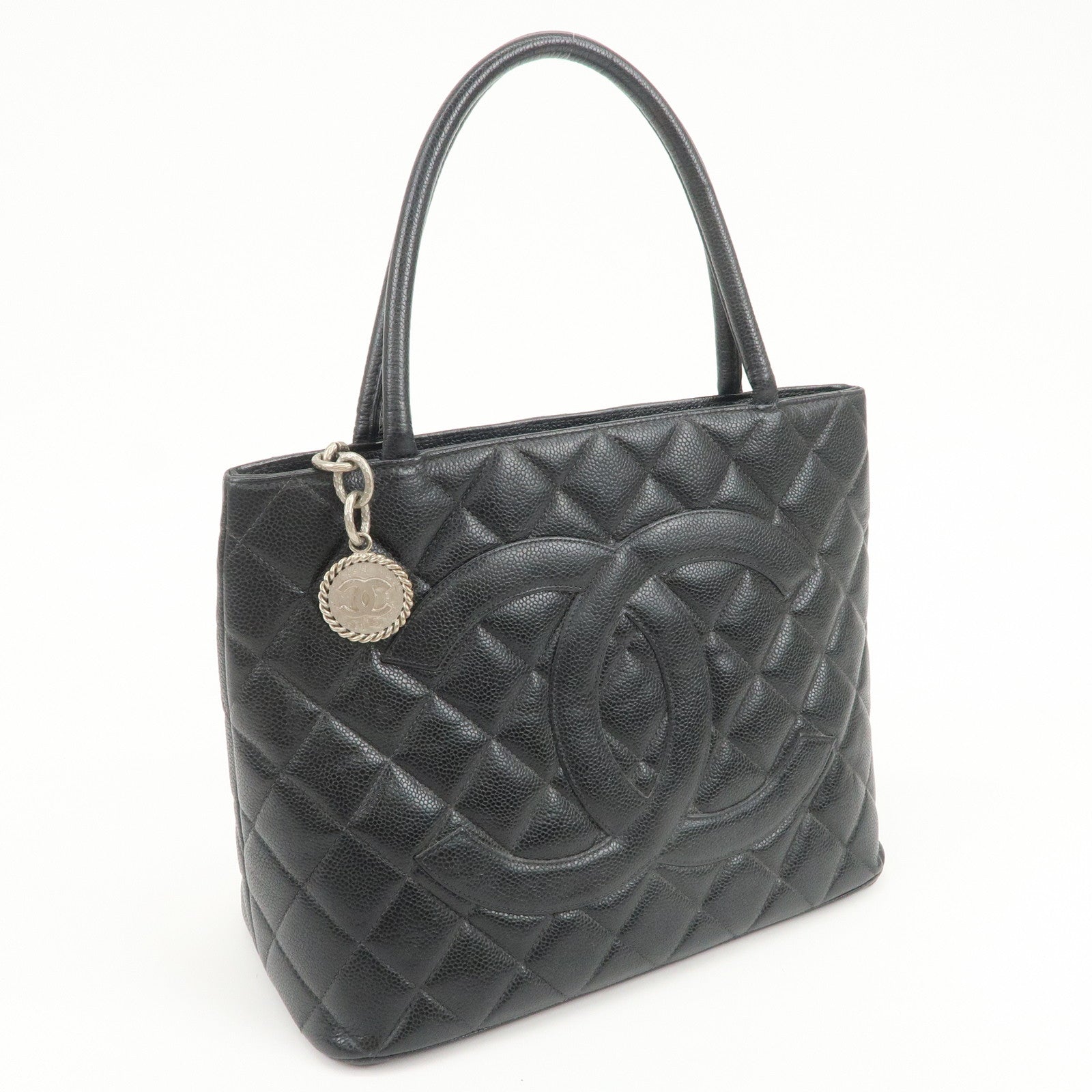 CHANEL Matelasse Caviarskin Medallion Tote Bag Hand Bag A01804