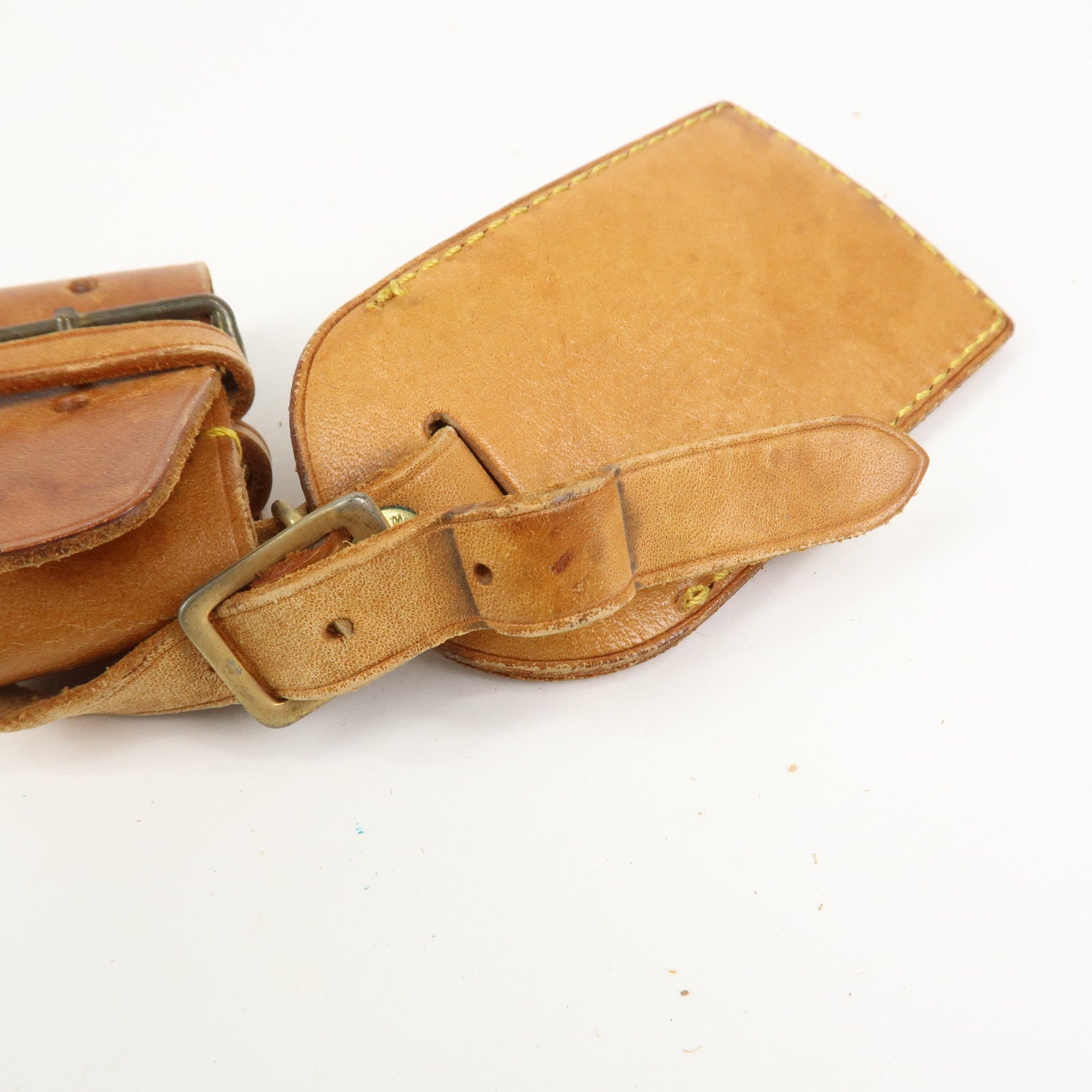 Louis Vuitton Set Of 20 Leather Name Tag & Poignet