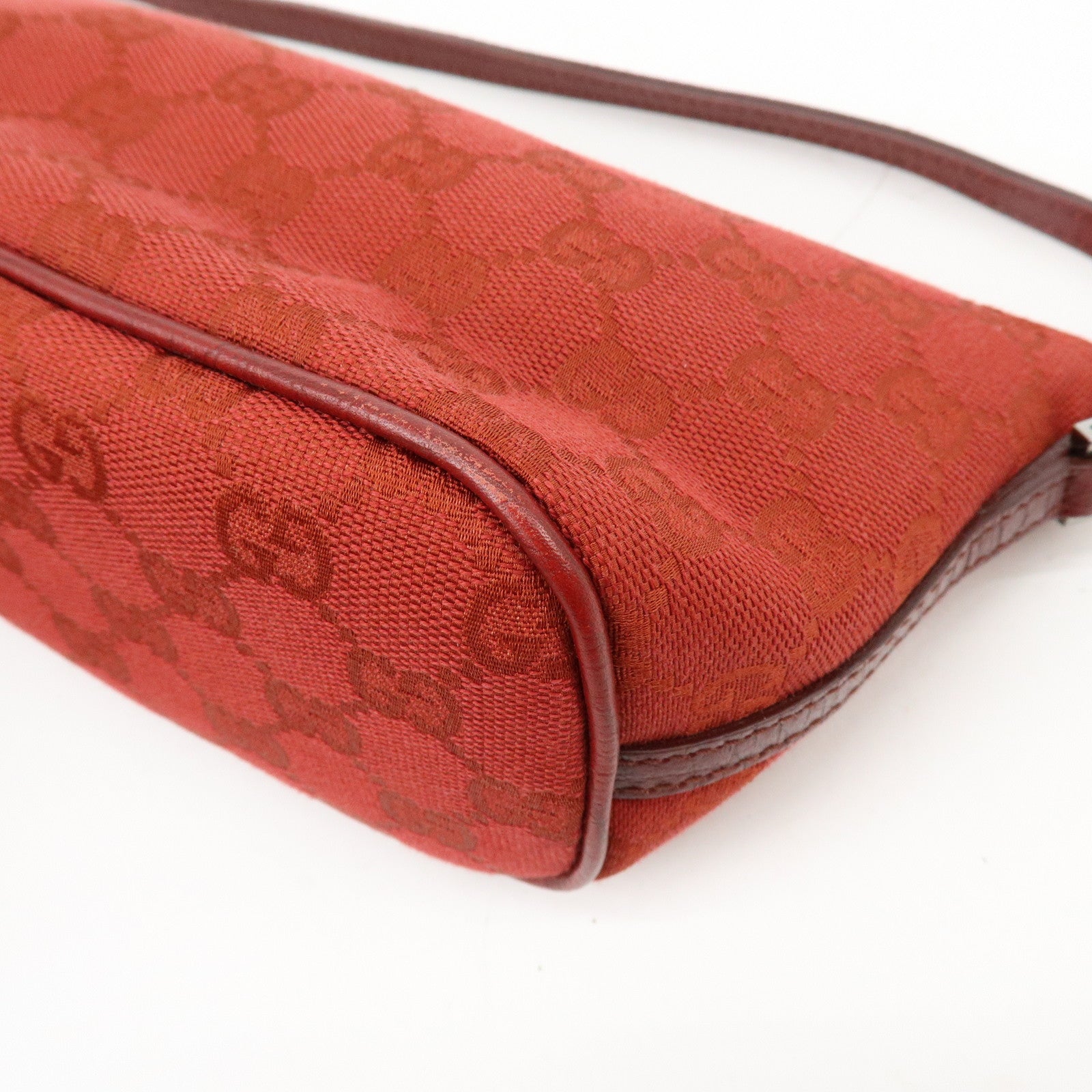GUCCI Boat Bag GG Canvas Leather Accessory Pouch Hand Bag Red 07198