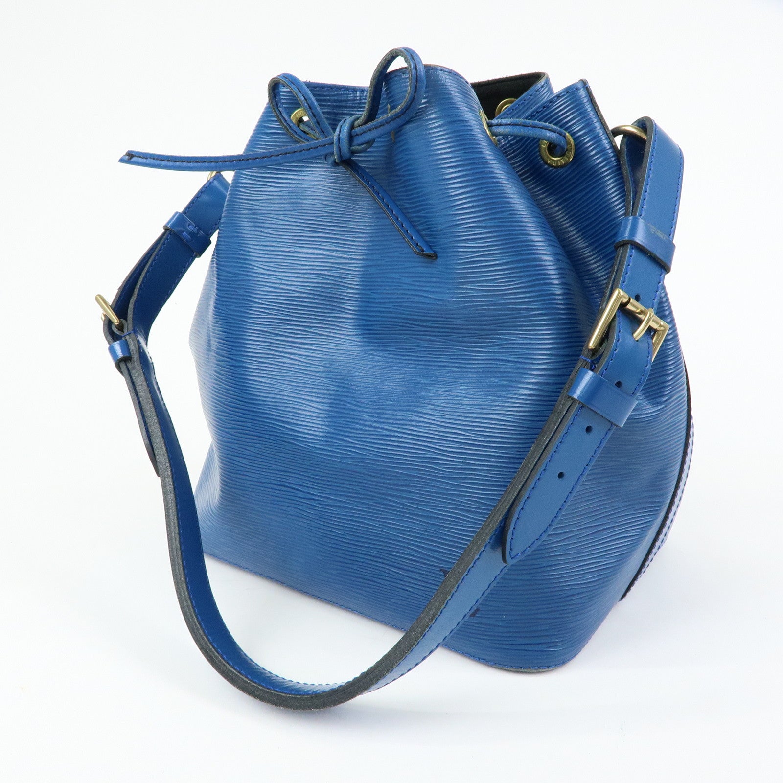 Louis Vuitton Epi Leather Petit Noe Shoulder Bag Toledo Blue M44105