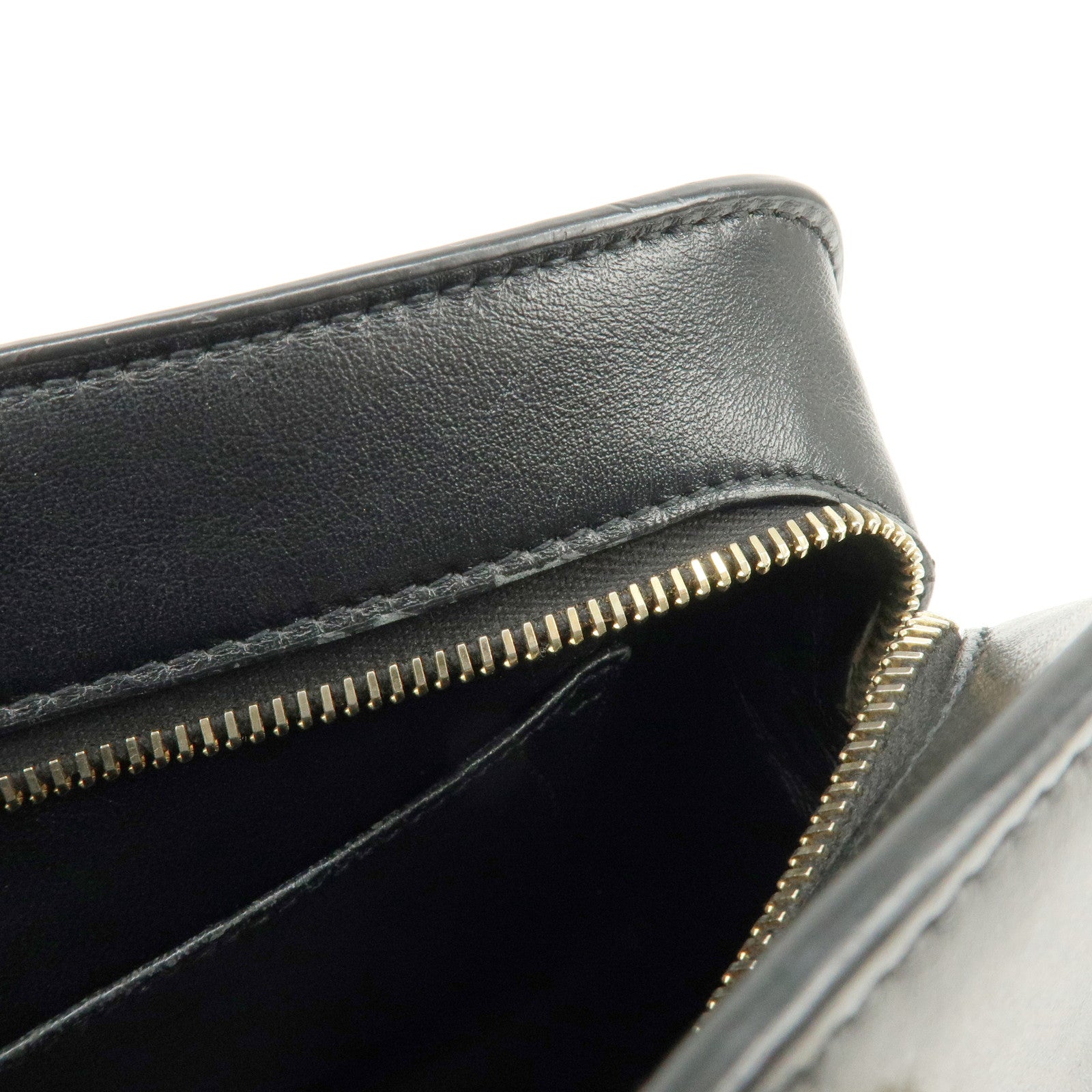 SAINT LAURENT PARIS Baby Cabas Cassandra Leather Hand Bag Black