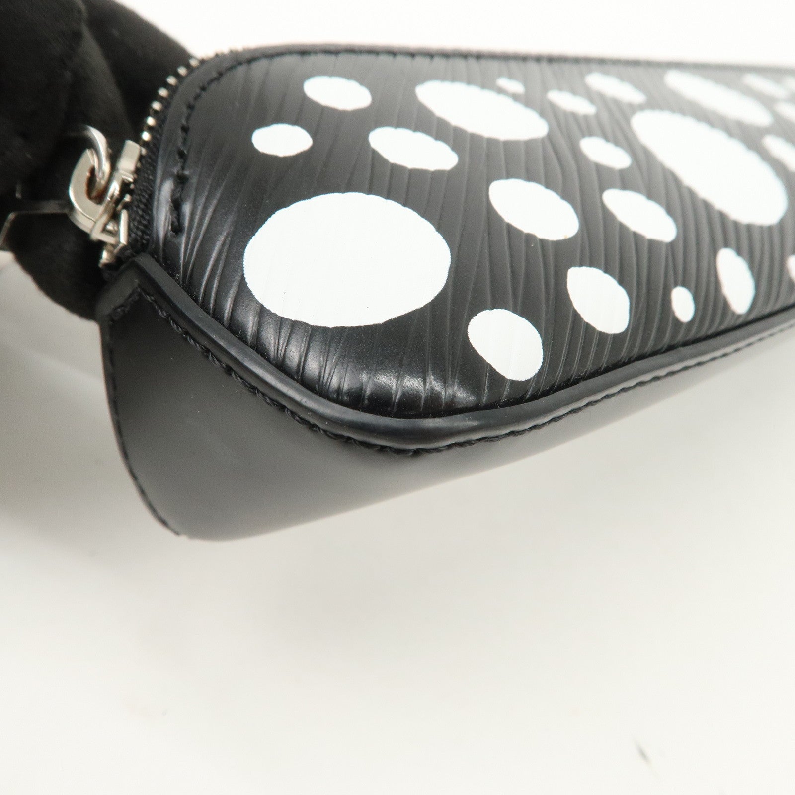 Louis Vuitton Epi Epi leather