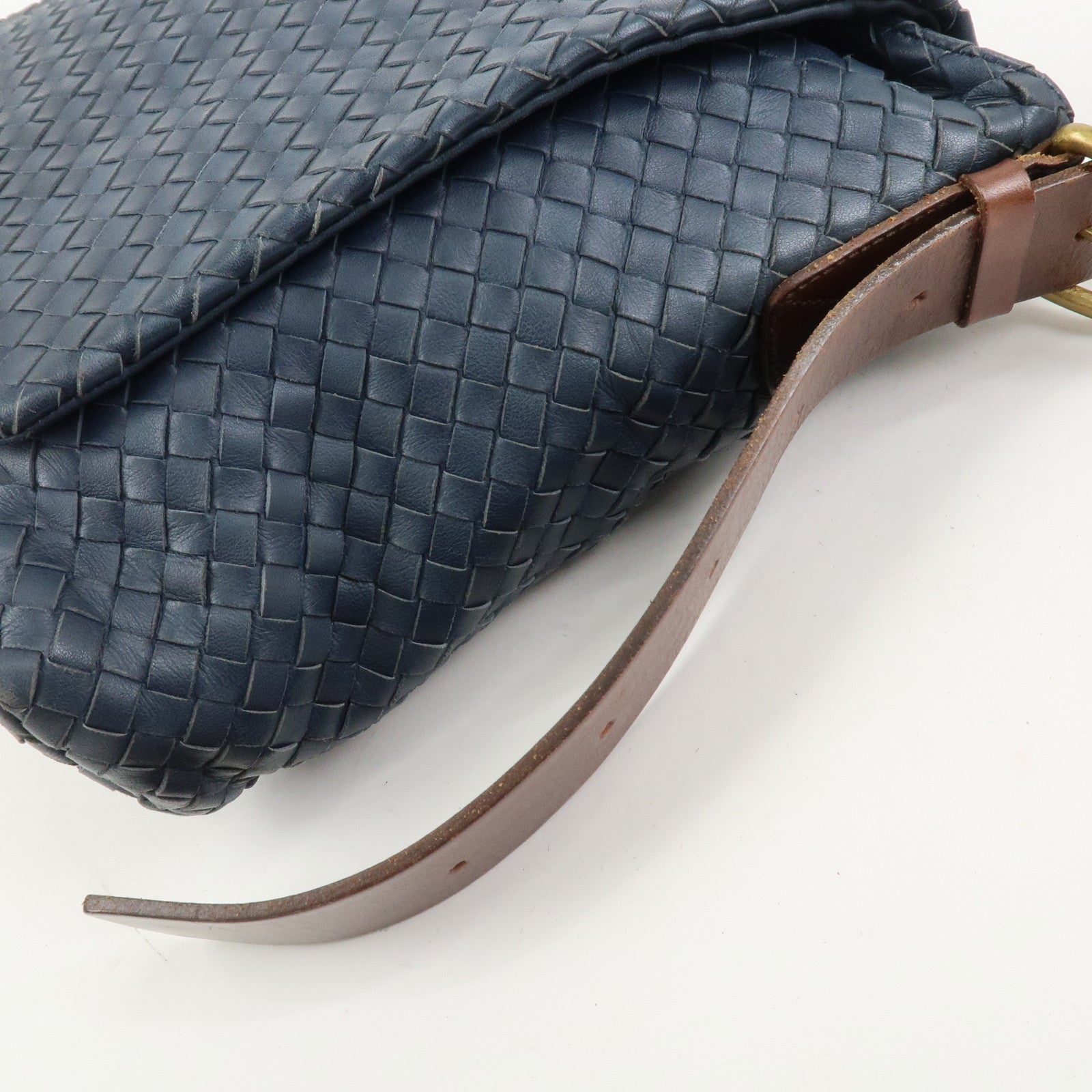 BOTTEGA VENETA Intrecciato Lamb Skin Shoulder Bag Navy 163971
