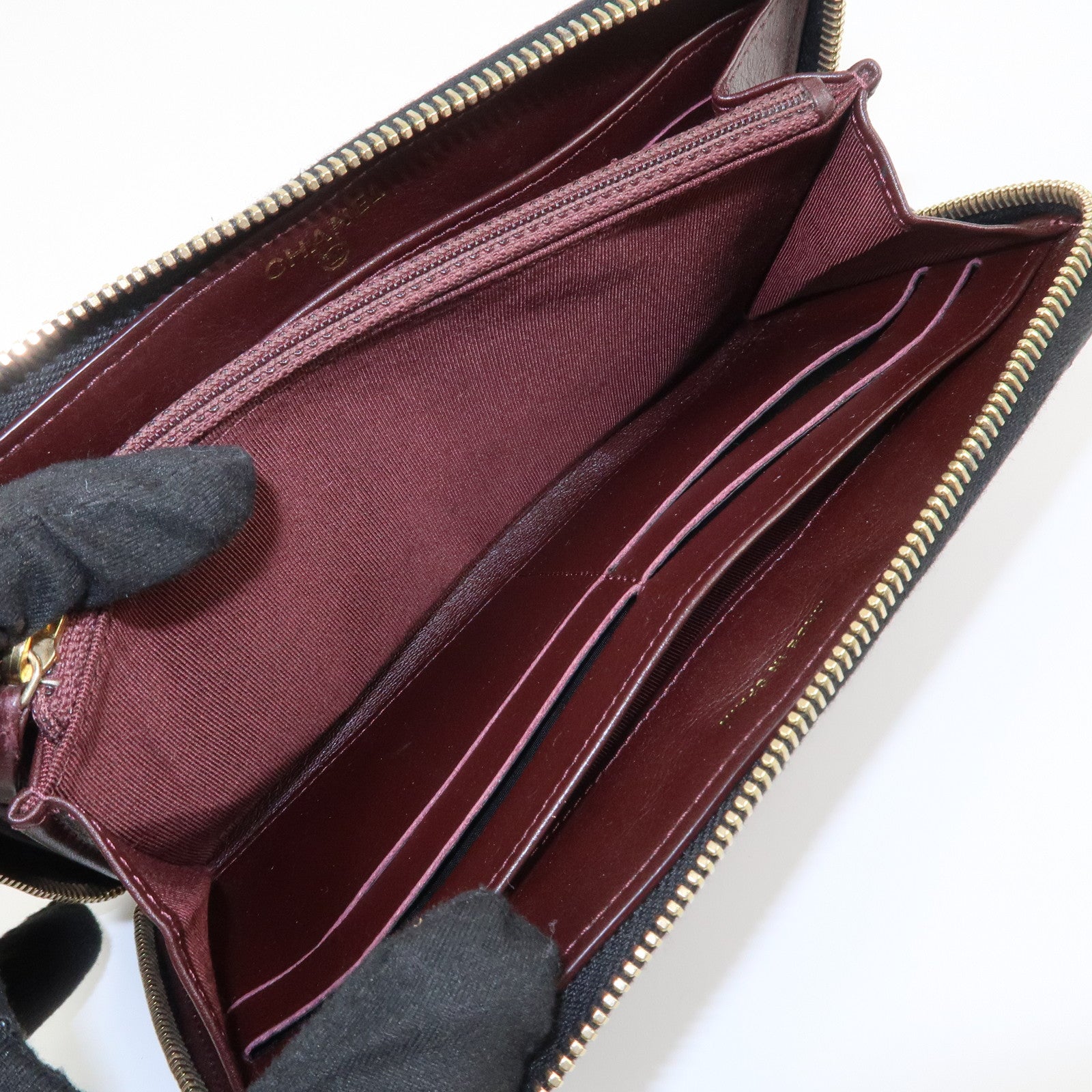 CHANEL COCO Mark Matelasse Classic Round Zippy Wallet Black AP0242