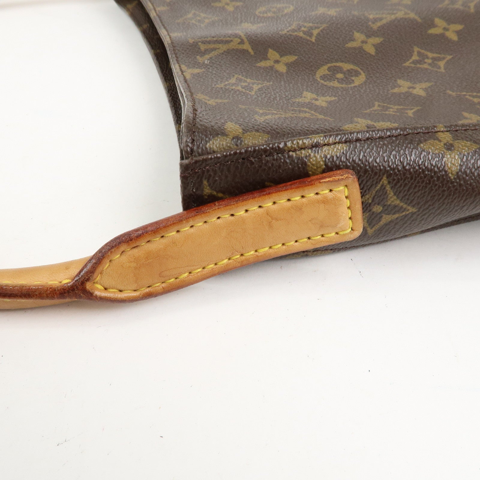 Louis Vuitton Monogram Looping GM Shoulder Bag Bown M51145