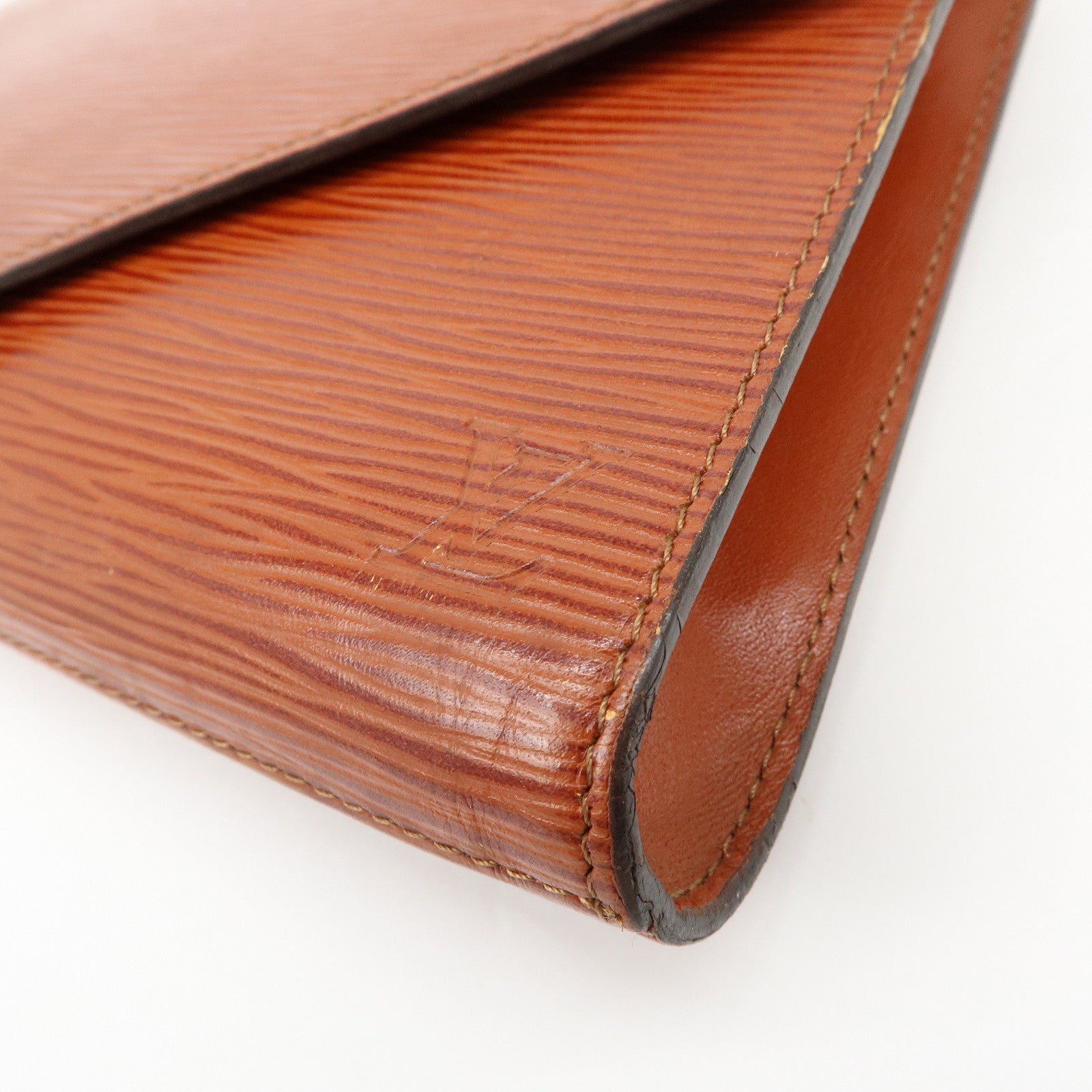Louis Vuitton Epi Leather Art Deco Clutch Bag Kenya Brown M52633