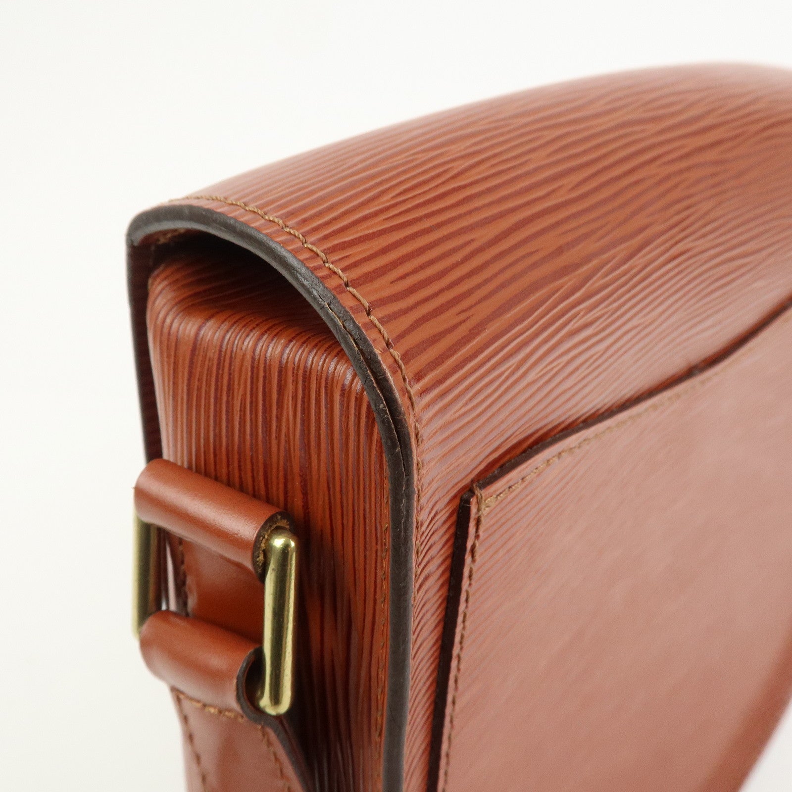 Louis Vuitton Epi Saint Cloud Shoulder Bag Kenya Brown M52193