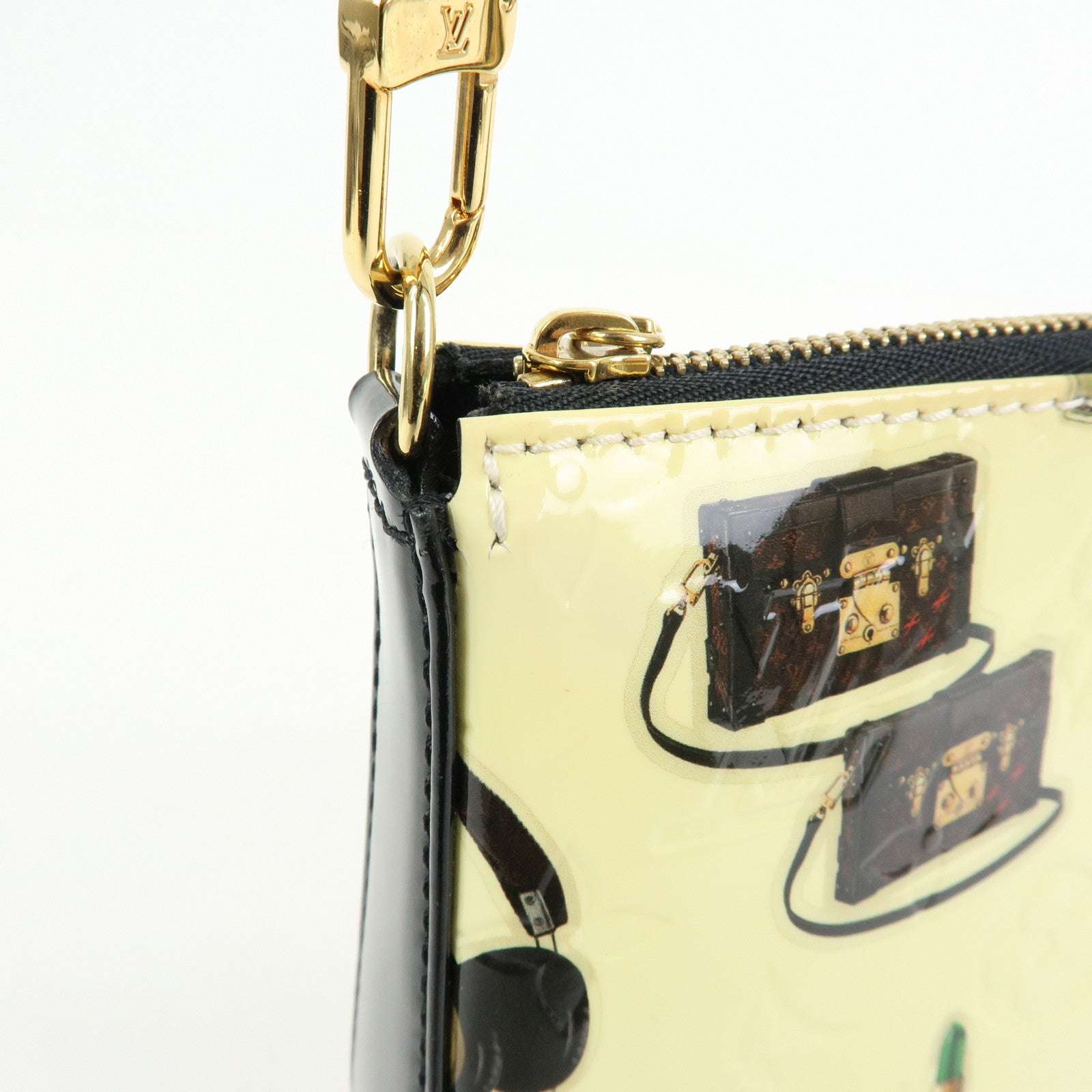 Louis Vuitton Monogram Vernis Sticker Pochette Accessoires M90928
