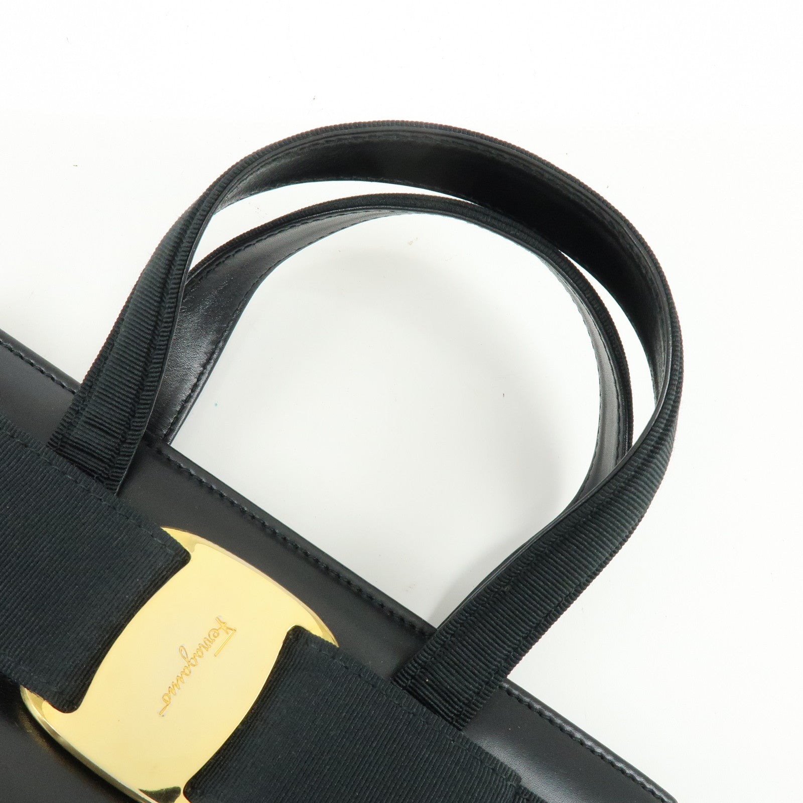 Ferragamo Vara Ribbon Leather Hand Bag Tote Bag Black