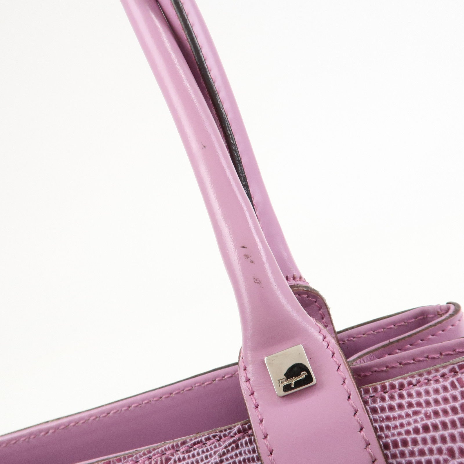 Ferragamo Embossed Leather Shoulder Bag Hand Bag Pink AU-21 1237