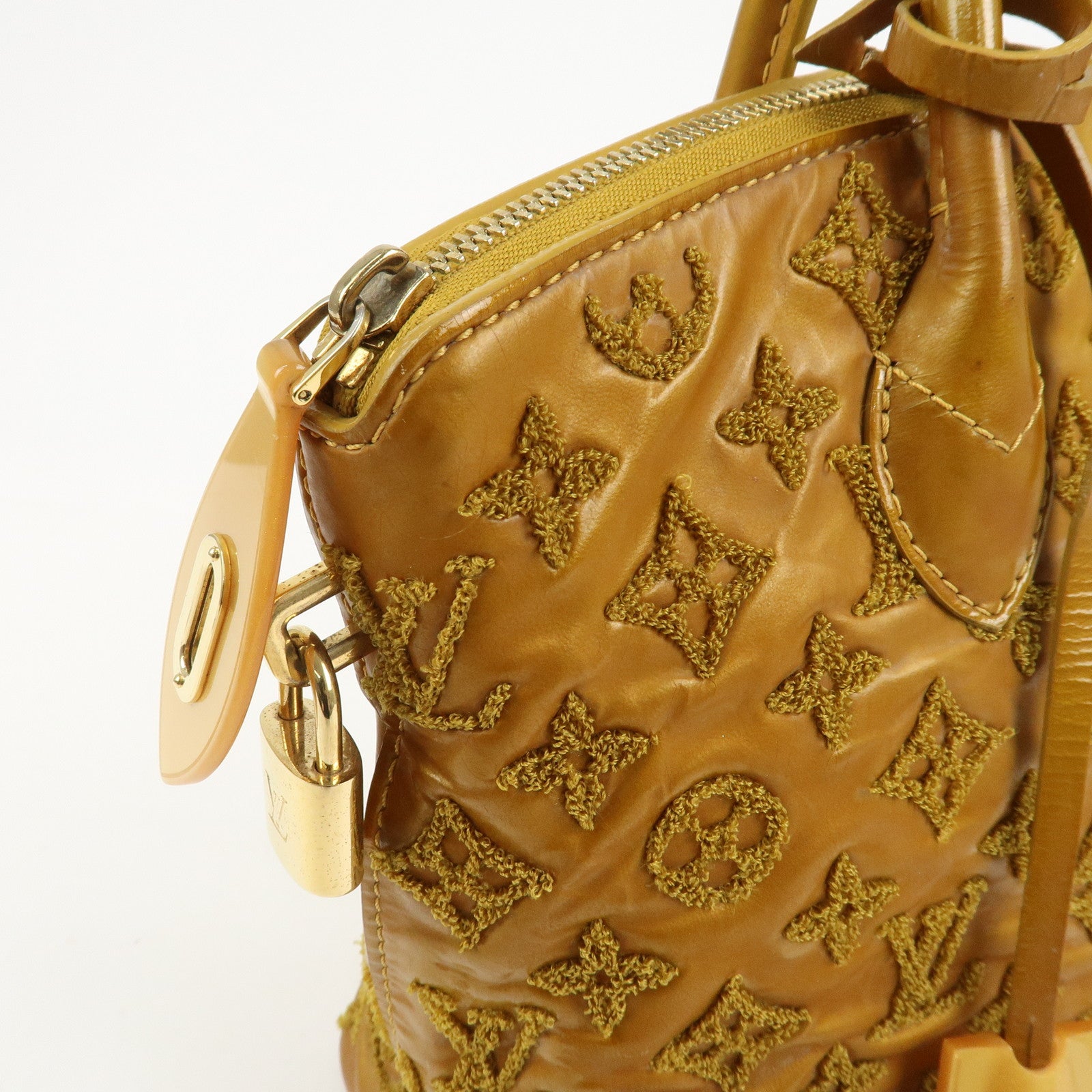 Louis Vuitton Monogram Lockit Bouclette Hand Bag Gold M40601