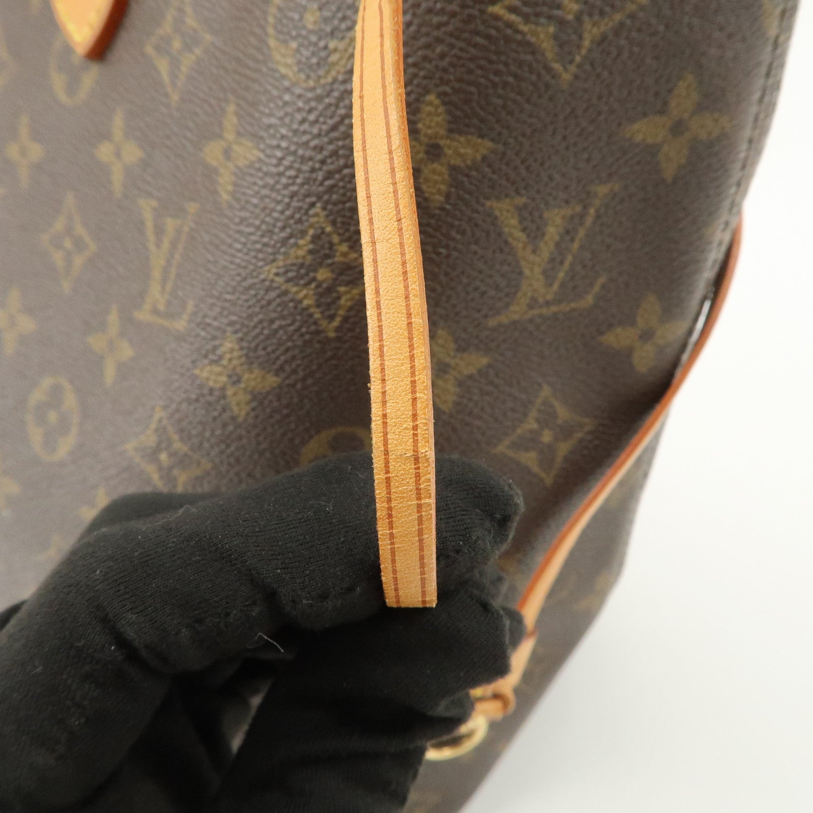 Louis Vuitton Monogram Neverfull MM Tote Bag Brown M40156