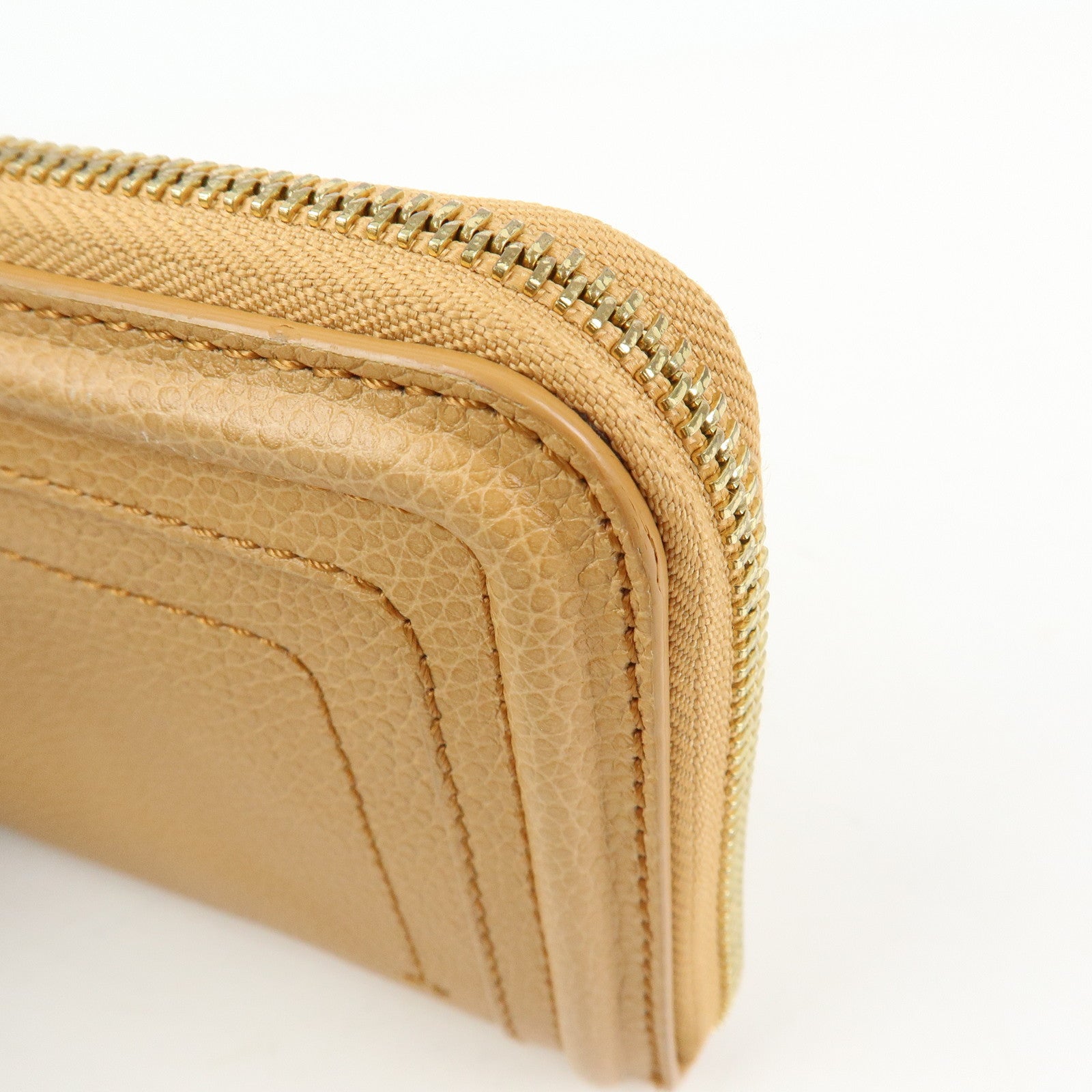 Chloe Paraty Leather Round Zippy Long Wallet Light Brown