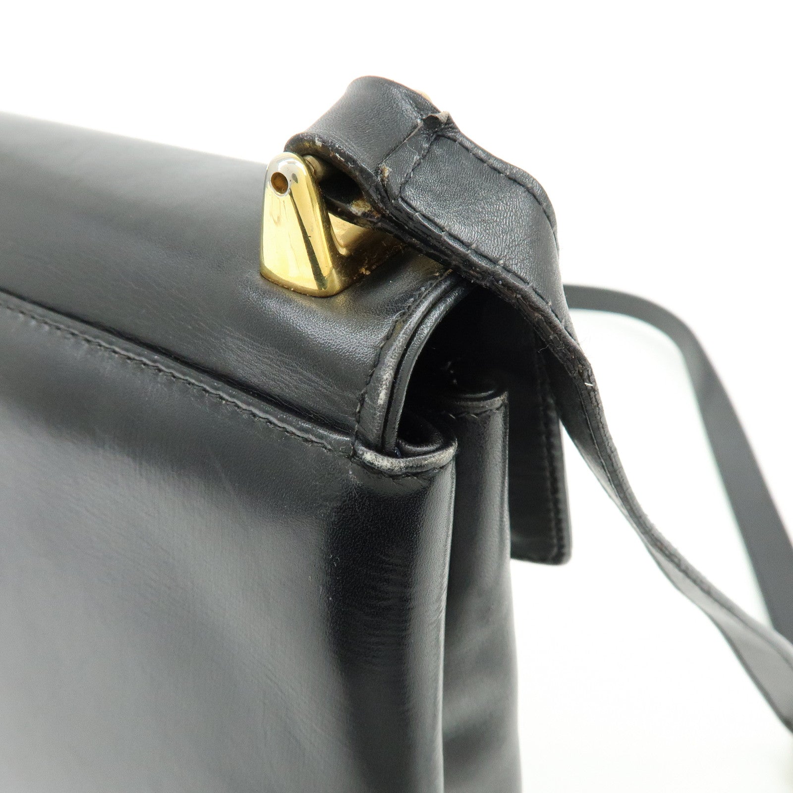 Ferragamo Gancini Leather Shoulder Bag Crossbody Bag Black