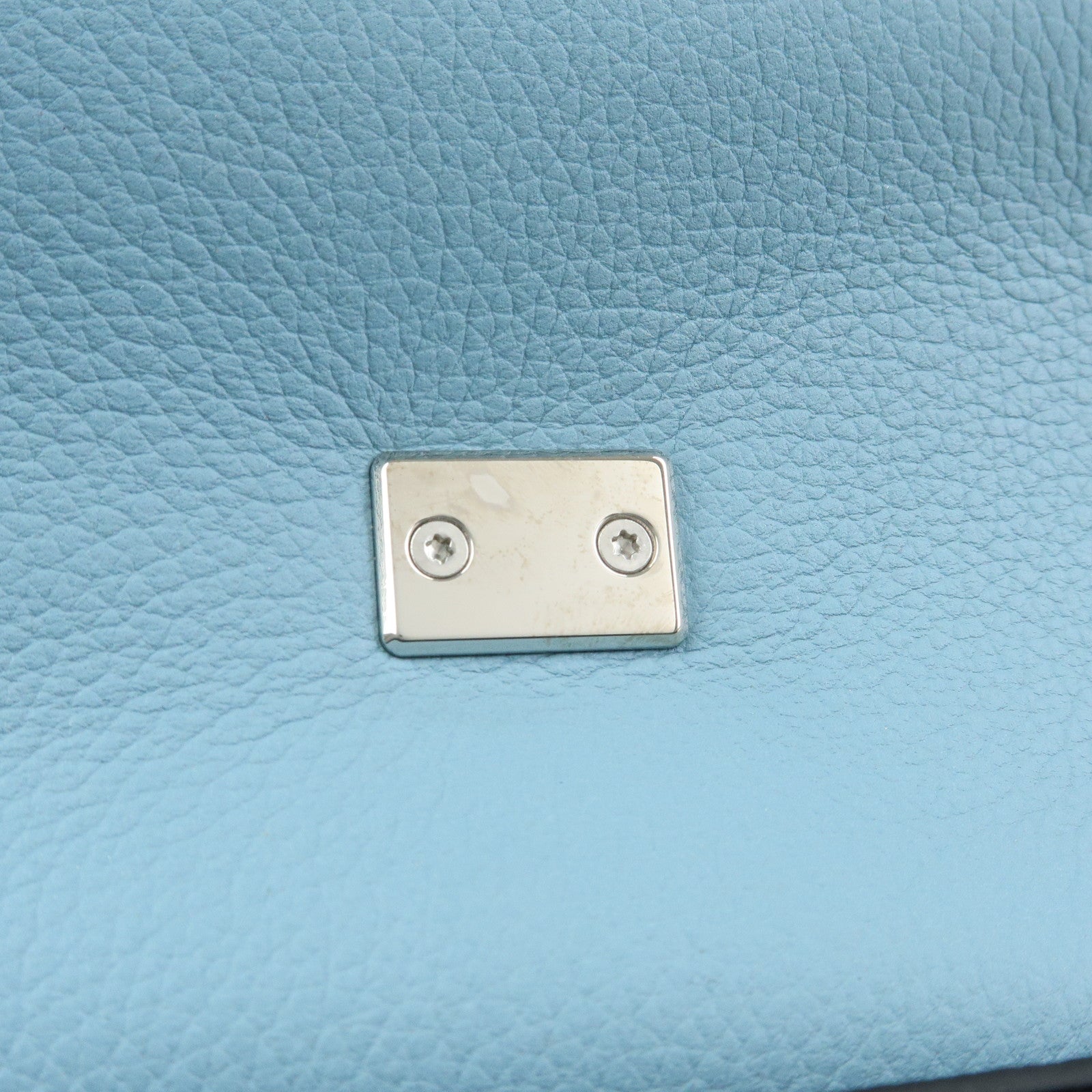 Louis Vuitton Lock Me Leather Cartable Hand Bag Blue Black M50250