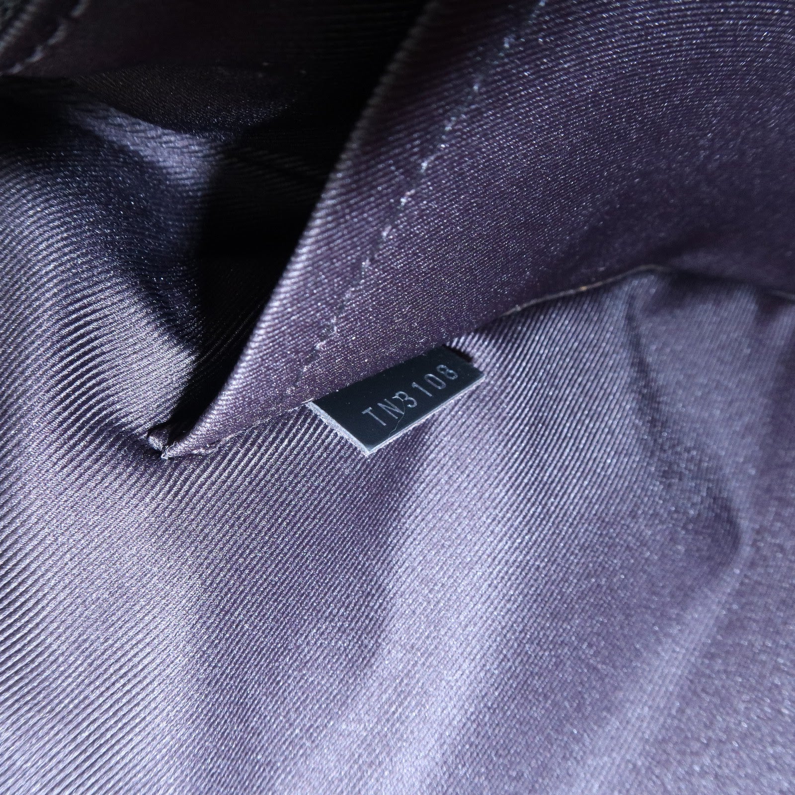 Louis Vuitton Monogram Eclipse Pochette Discovery Clutch Bag M62291