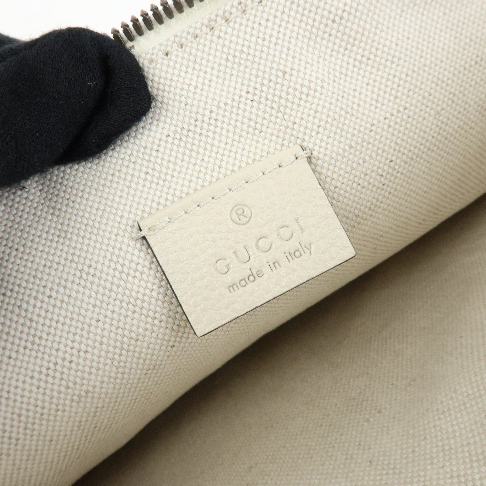 GUCCI Sherry Vintage Logo Medium Portfolio Clutch Bag Ivory 572770