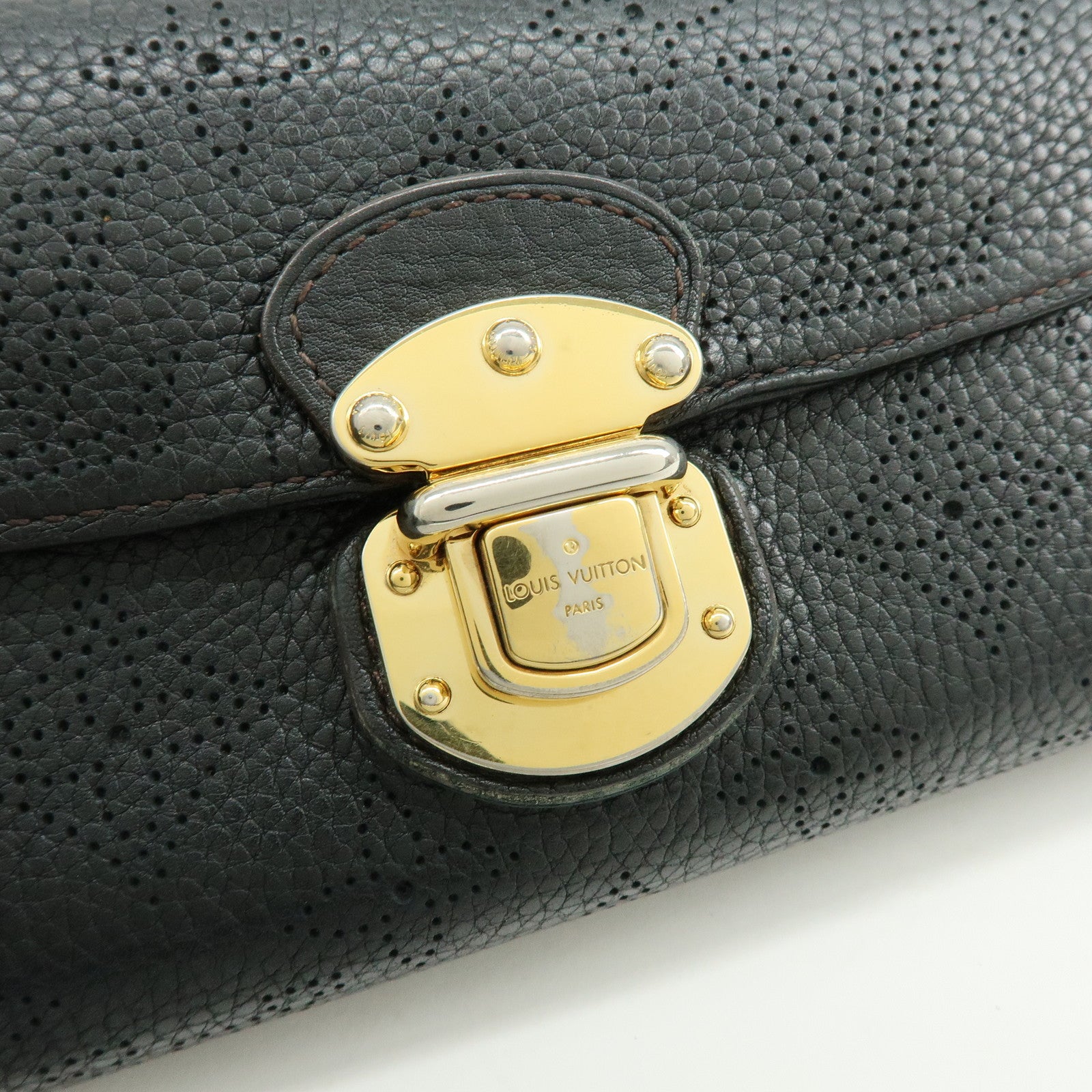 Louis Vuitton Monogram Mahina Portefeuille Amelia Wallet M95549