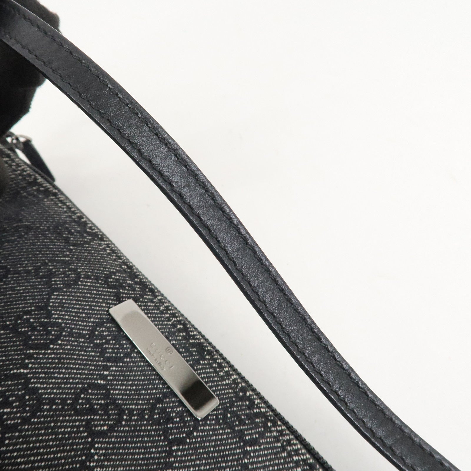 GUCCI Boat Bag Logo GG Canvas Leather Pouch Hand Bag Black 07198