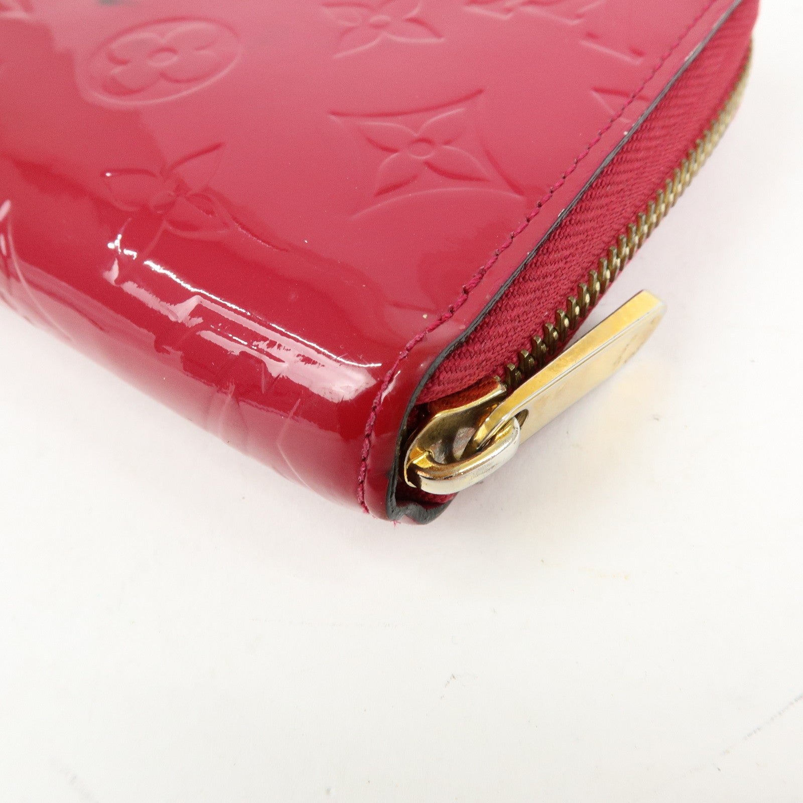 Louis Vuitton Monogram Vernis Round Zippy Wallet Rose Indien M91597