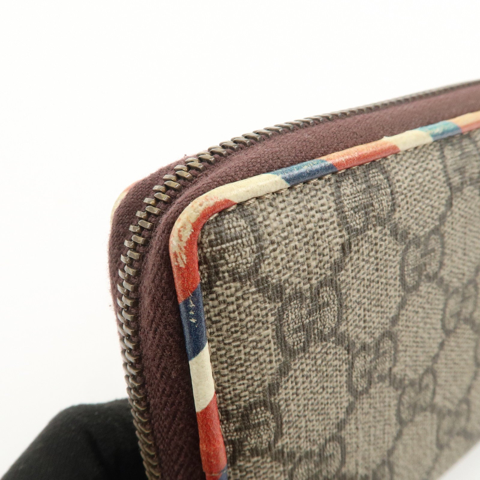 GUCCI GG Supreme Courier Round Zippy Long Wallet Beige 473909