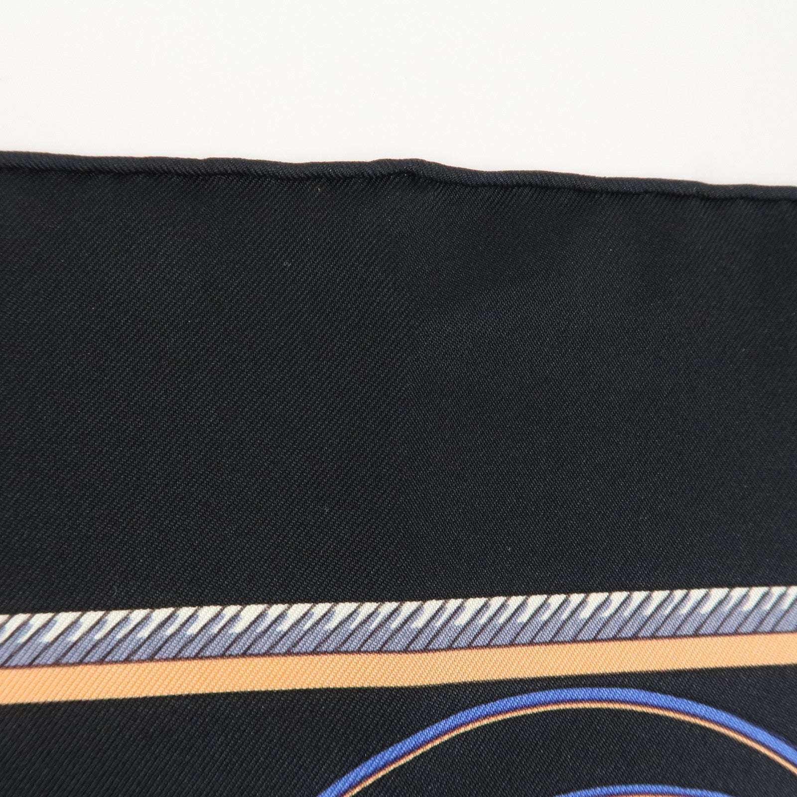 HERMES Carre 90 Silk 100% Scarf CAVALIERS FEULS Knight Print Navy Used