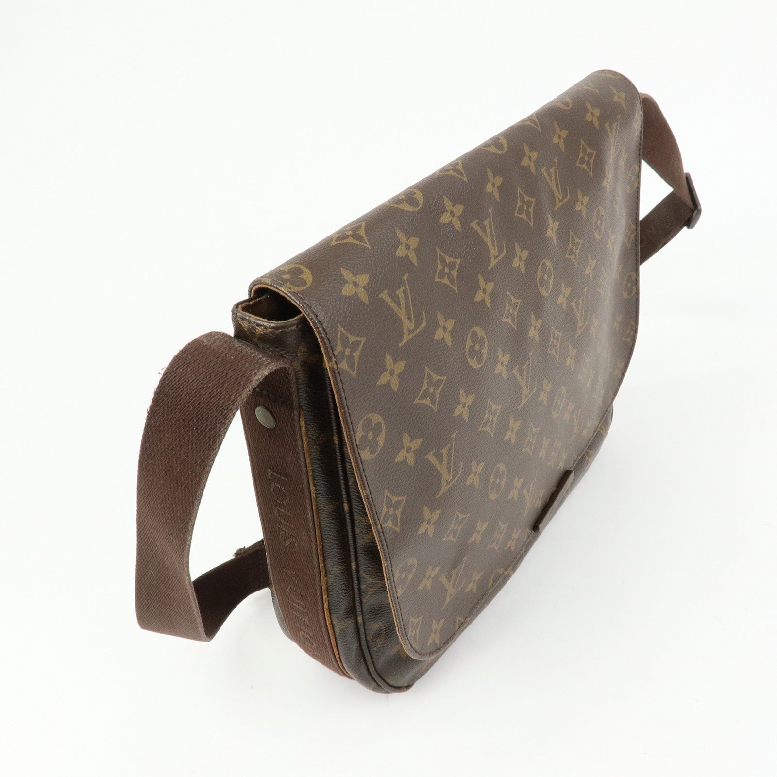 Louis Vuitton Monogram Messenger Beaubourg MM Canvas Bag M97038