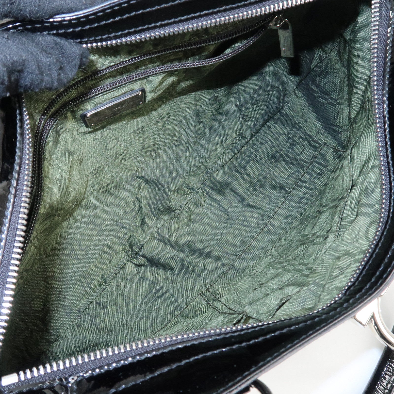 Ferragamo Gancini Patent Leather Shoulder Bag Black Silver HDW Used