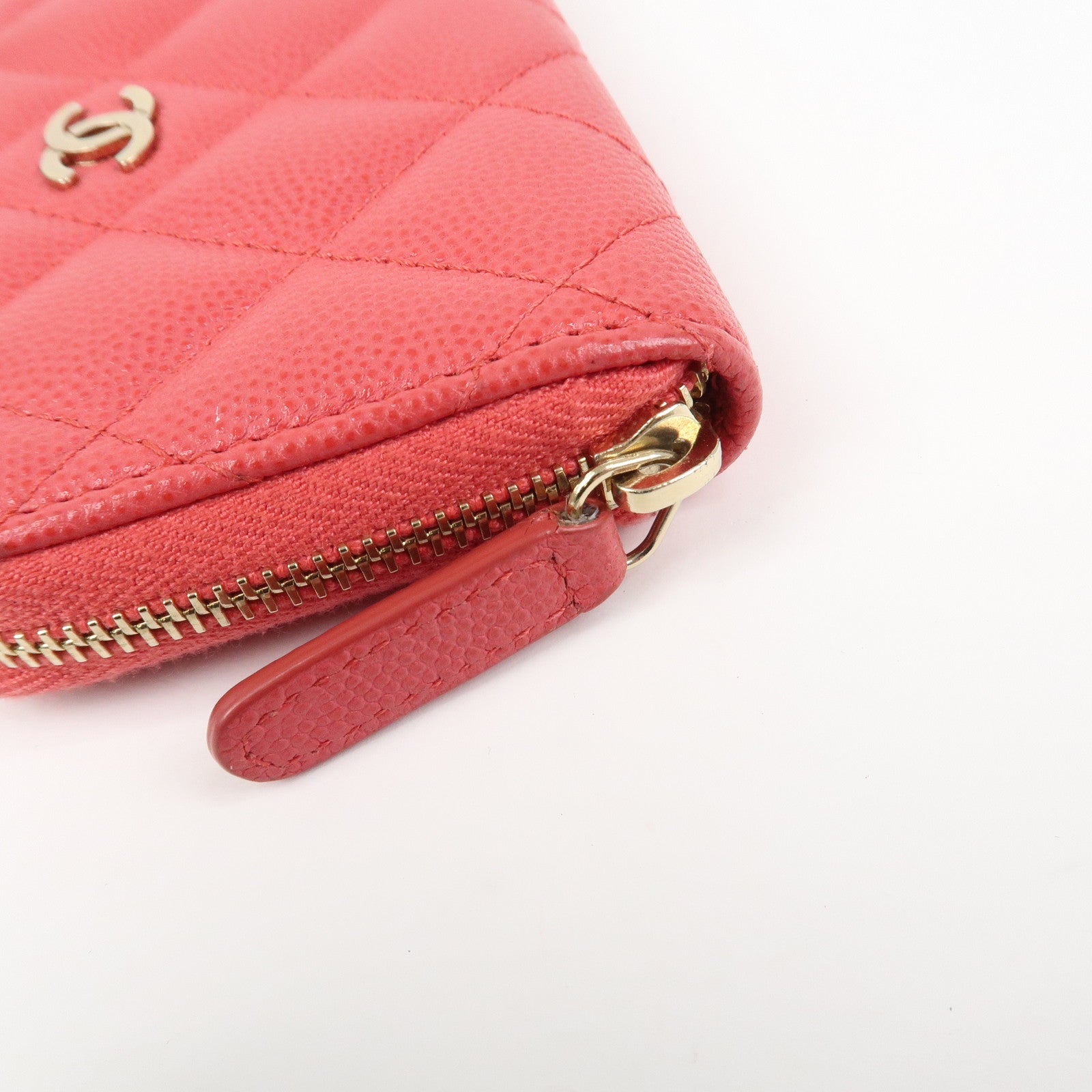 CHANEL COCO Mark Matelasse Caviarskin Classic Zippy CoinCase AP0216
