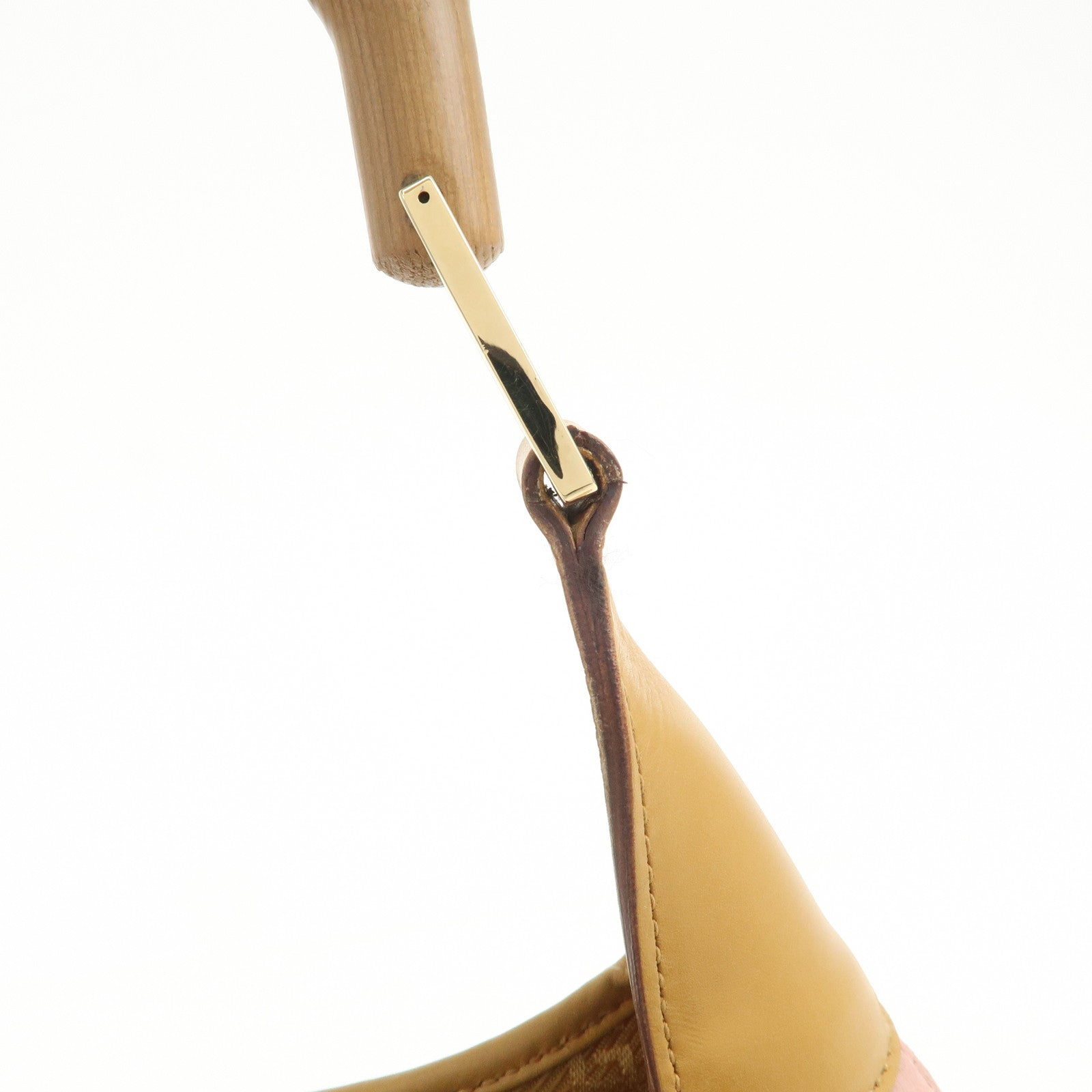 GUCCI Bamboo Kandinsky Suede Shoulder Bag Pink Beige 001.4060