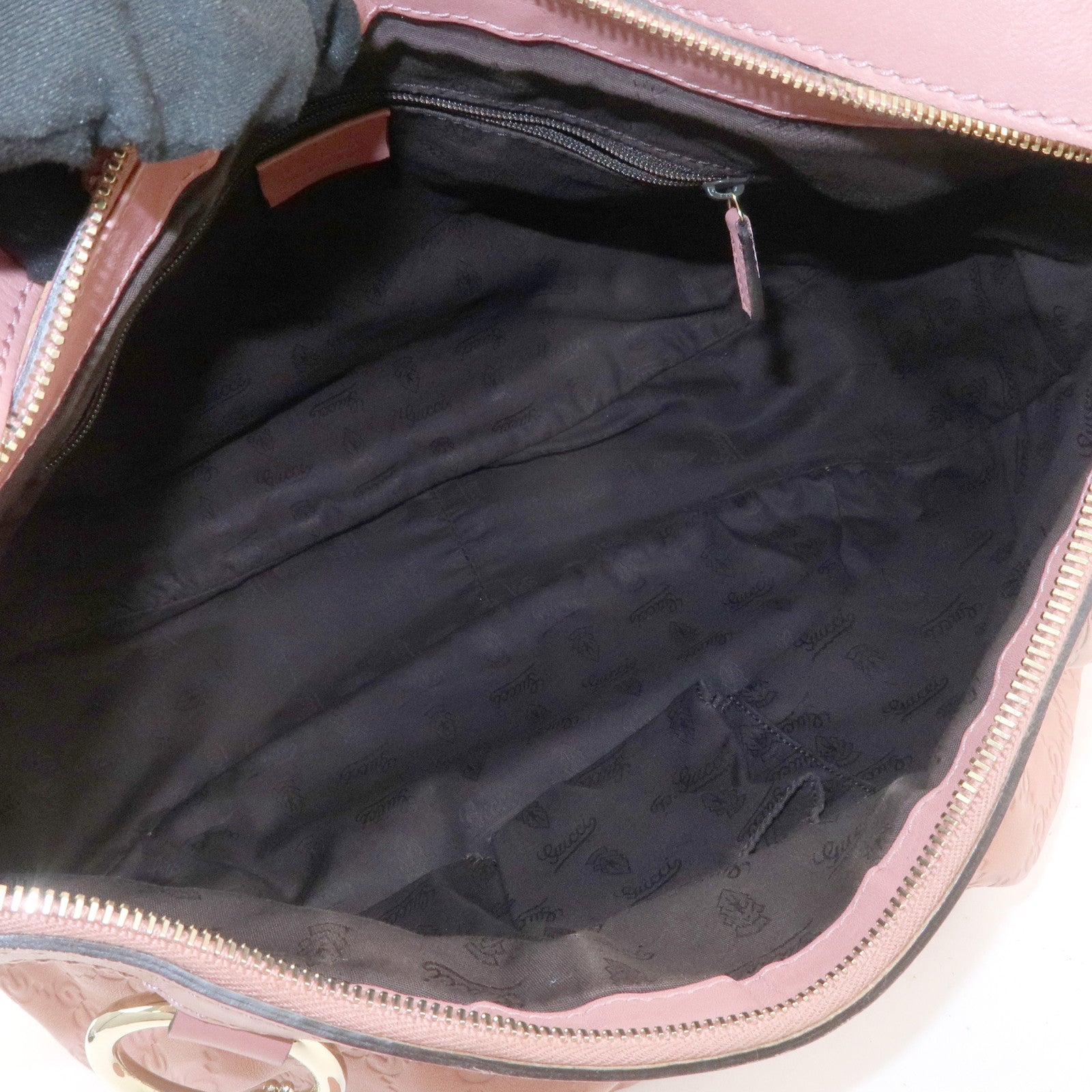 GUCCI Sukey Interlocking G Guccissima Leather Shoulder Bag 232955
