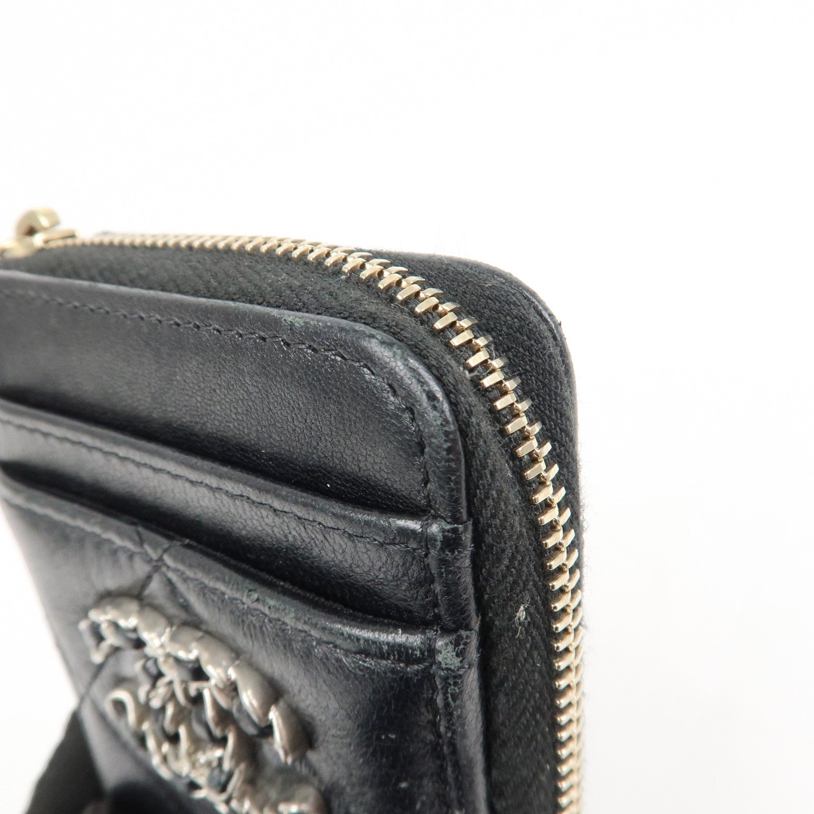 CHANEL Chanel 19 Lamb Skin Round Zippy Coin Case Black AP2701