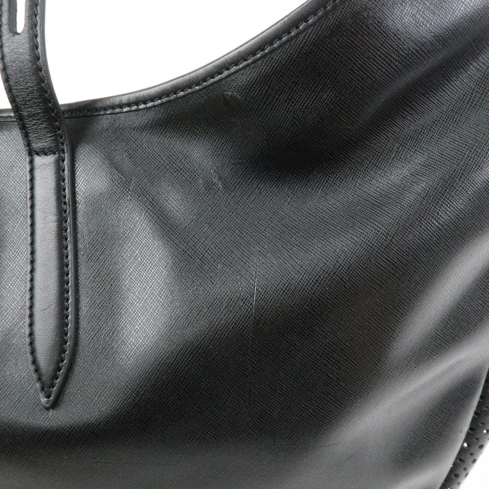 Ferragamo Gancini Leather Shoulder Bag Hand Bag Black EE-21 C660
