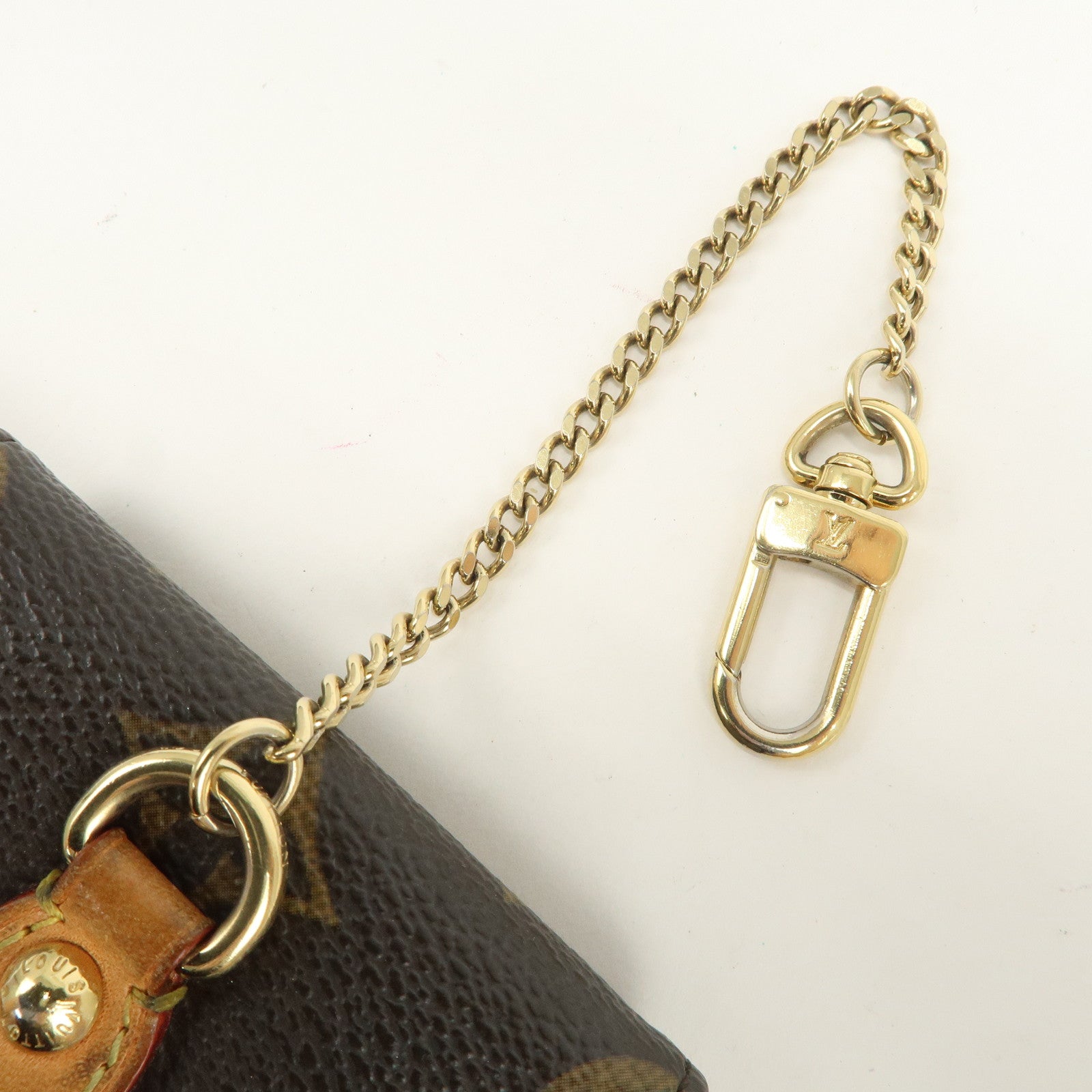 Louis Vuitton Monogram Etui Telefonne MM Brown M66546