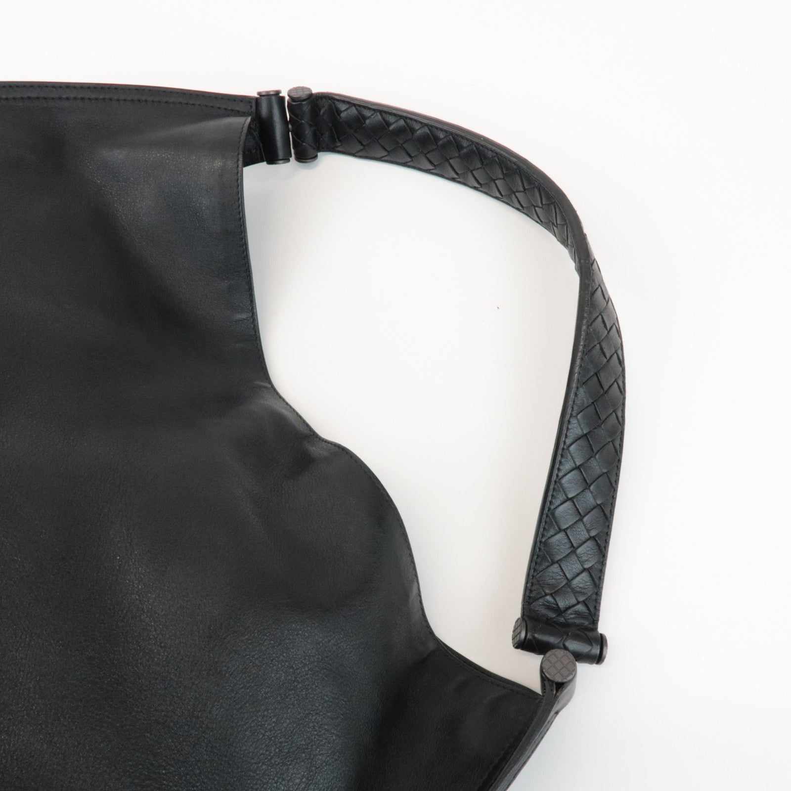 BOTTEGA VENETA Intrecciato Leather Shoulder Bag Black