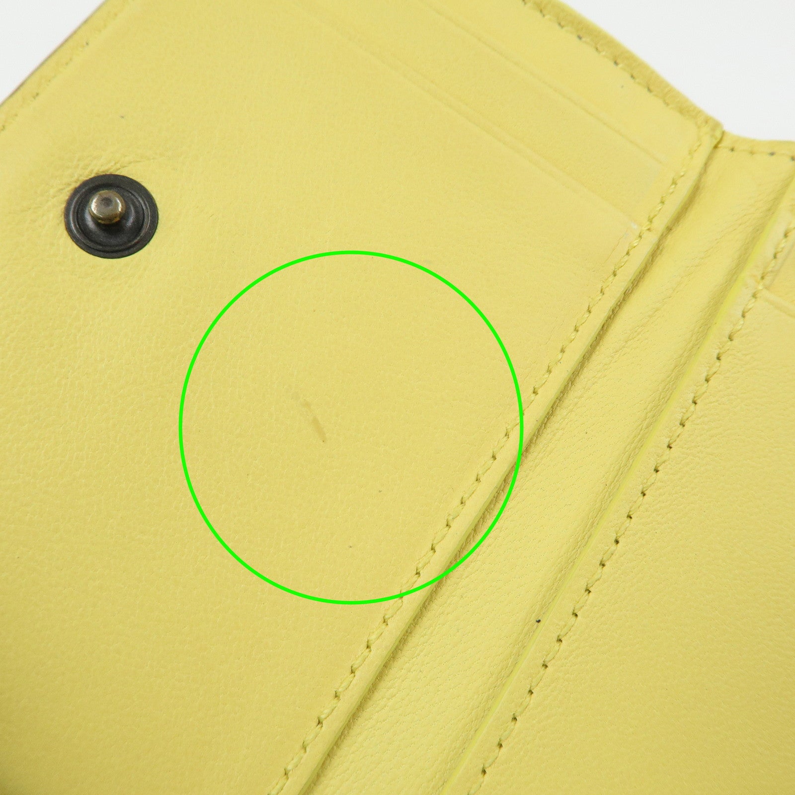 Bottega Veneta Lamb Skin Bi-fold Comact Wallet Brown 550306