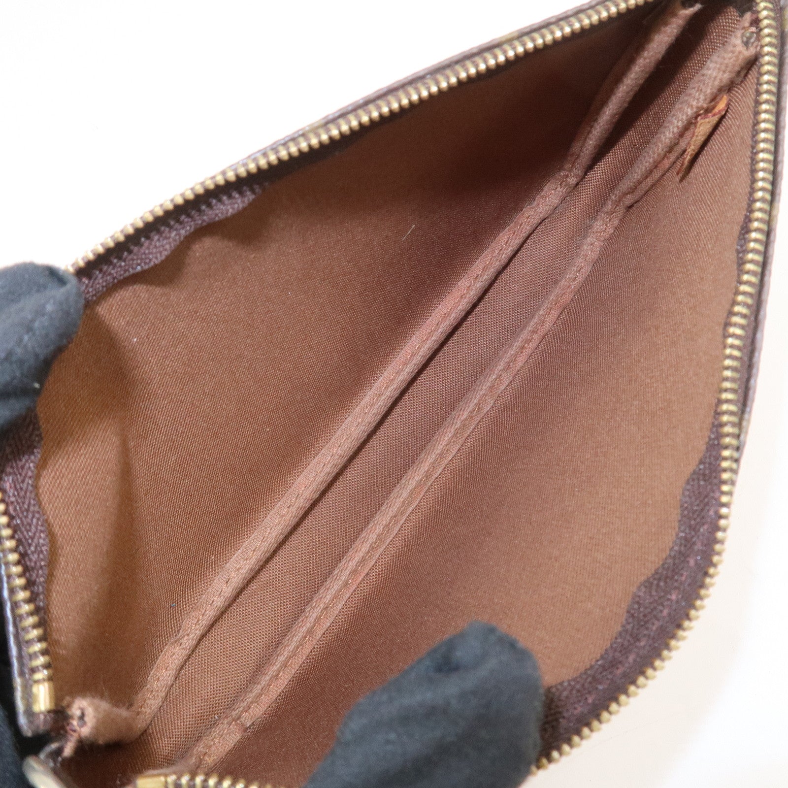 Louis Vuitton Monogram Graffiti Pochette Accessoires HandBag M92193