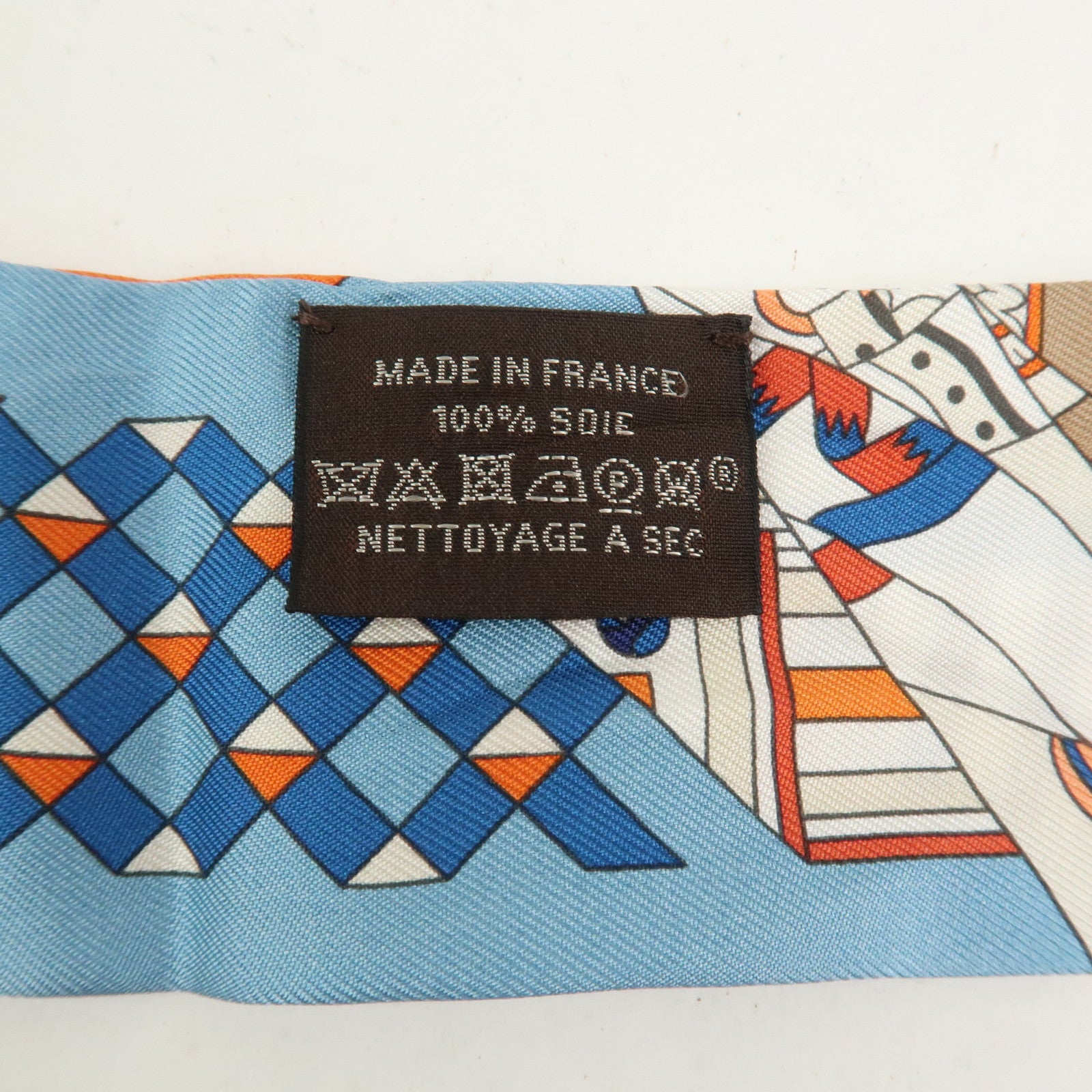 HERMES Twilly Silk 100% Scarf De l'Ombrelle aux Duels Vieux