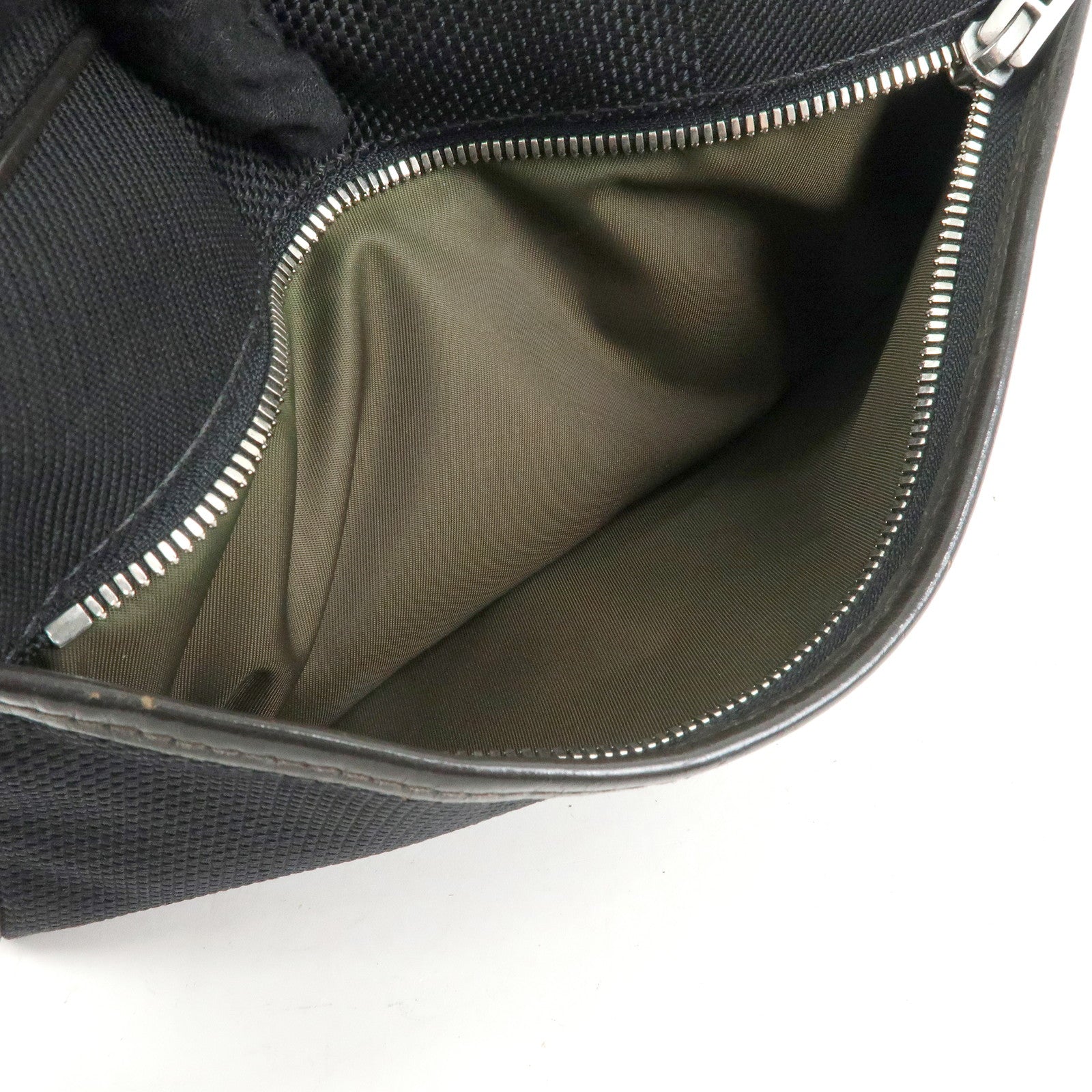 Louis Vuitton Damier Geant Acrobat Waist Bag Noir Black M93620