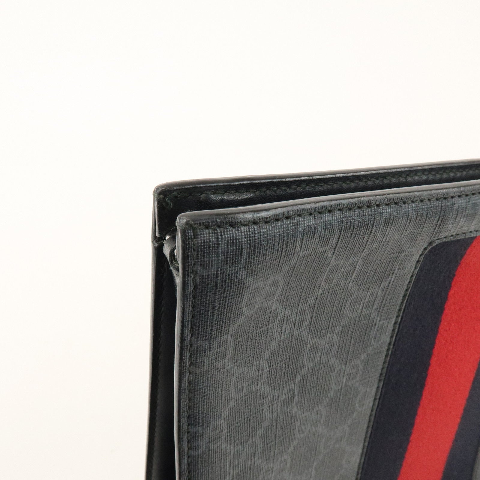 GUCCI Sherry GG Supreme Leather Clutch Bag Pouch Black Red 475316