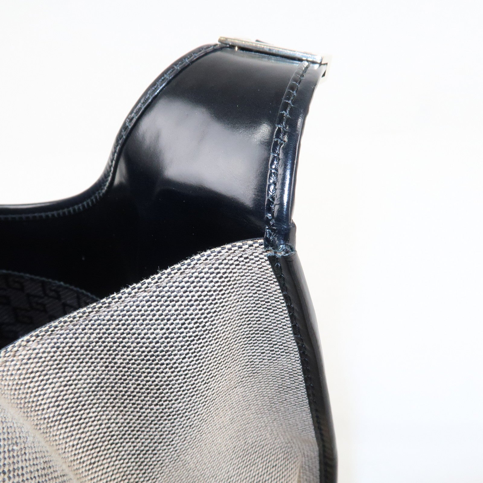 GUCCI Jackie Leather Shoulder Bag Beige Black 002.1067 Used