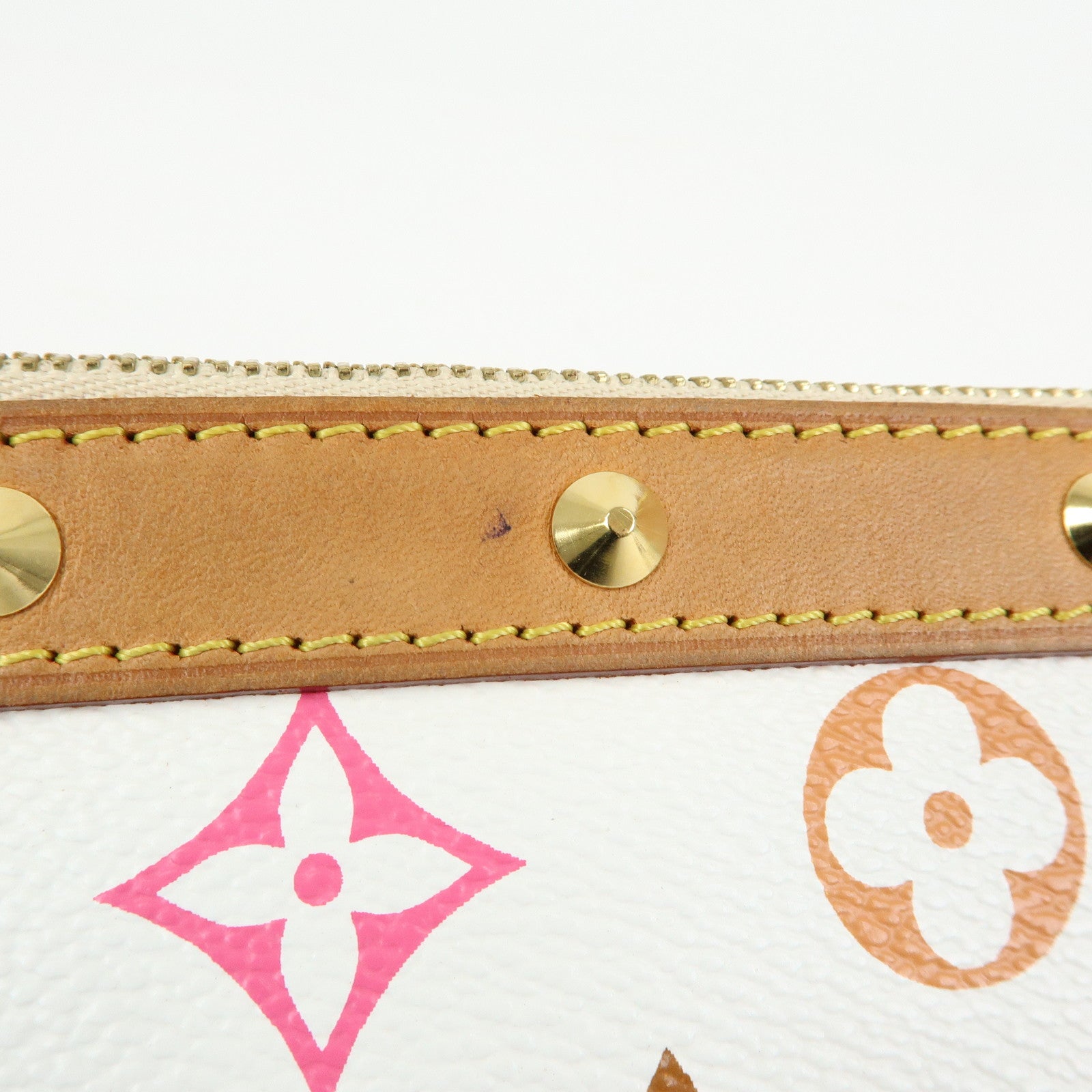 Louis Vuitton Monogram Multicolor Pochette Accessoires Blanc M92649