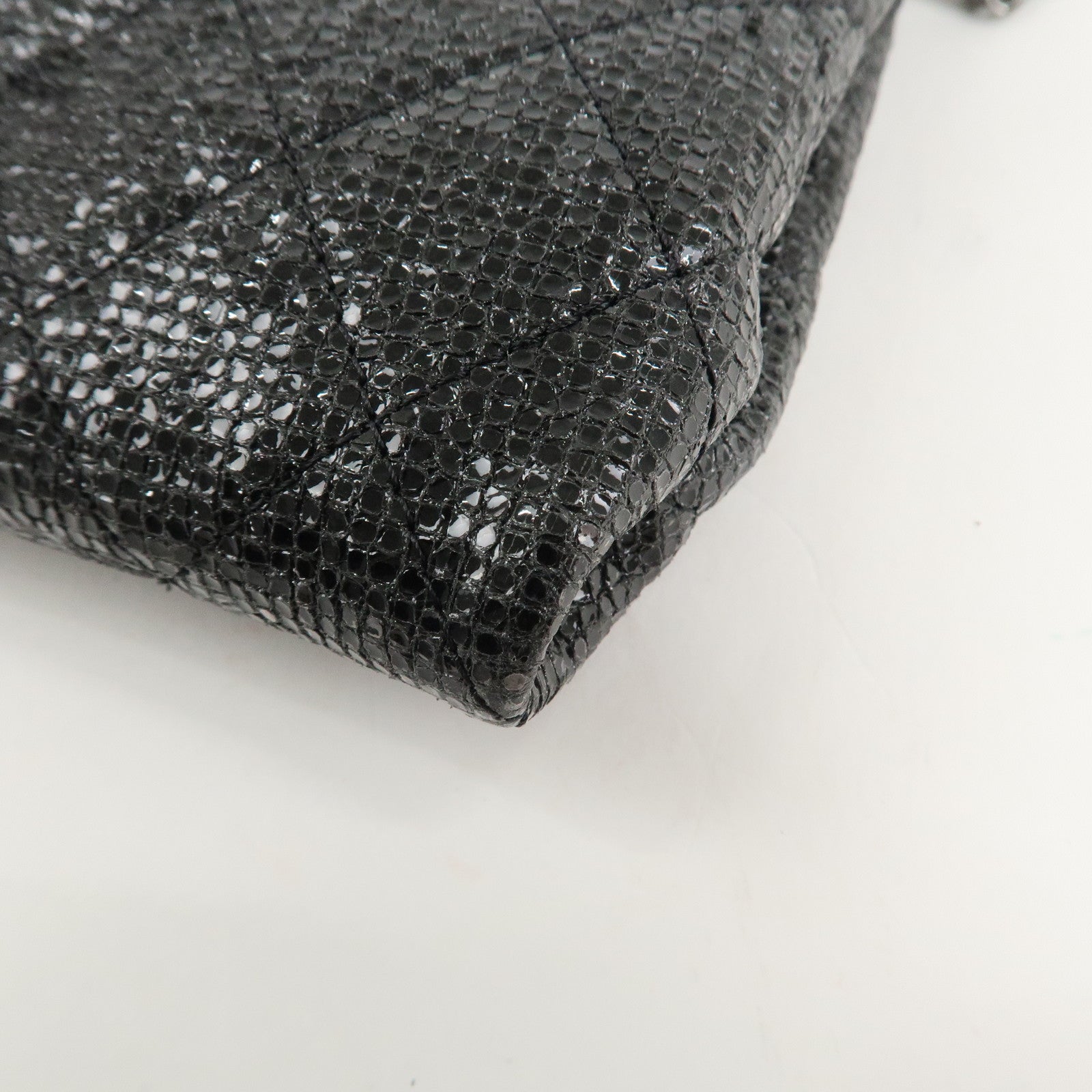 CHANEL Matelasse Leather Chain Shoulder Bag Black Silver Used