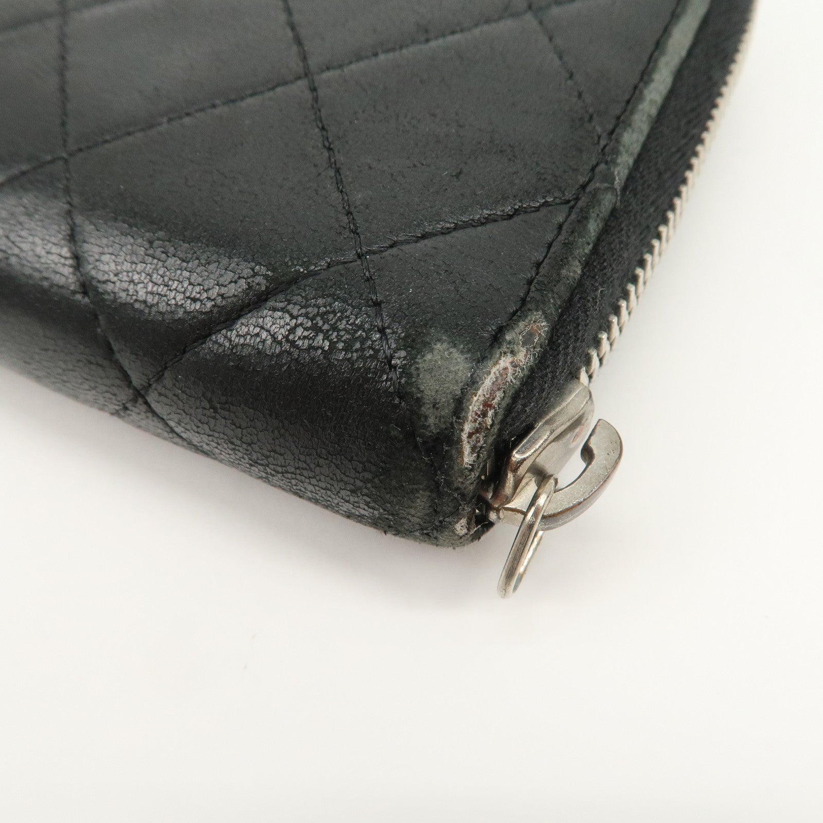 CHANEL Matelasse Lamb Skin Round Zippy Long Wallet Black A50097