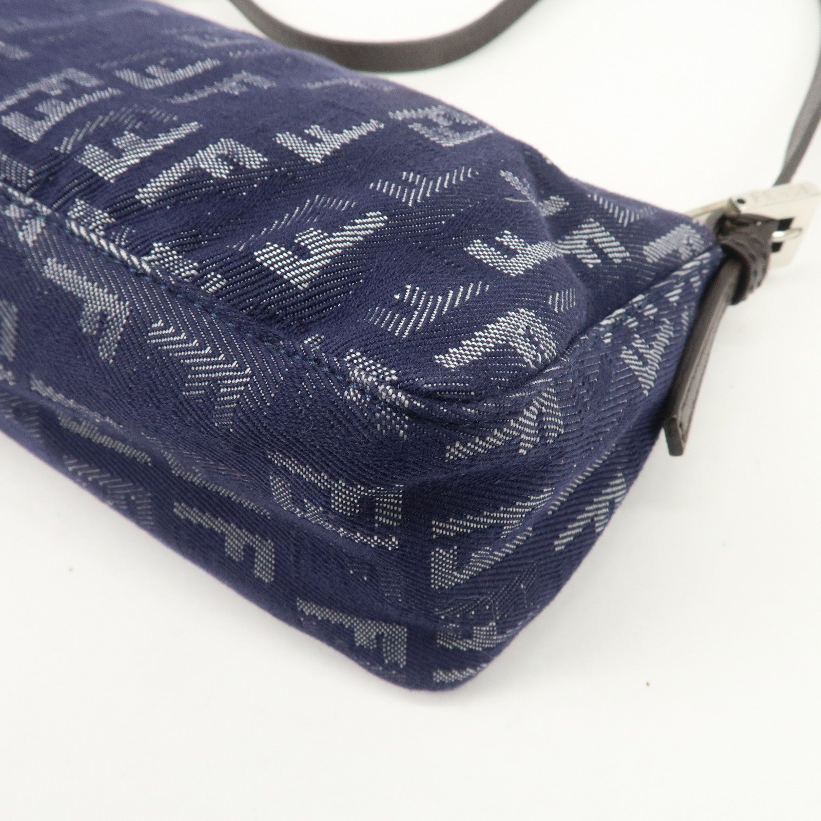 FENDI Zucchino Canvas Leather Shoulder Bag Pouch Navy 8BR249 Used