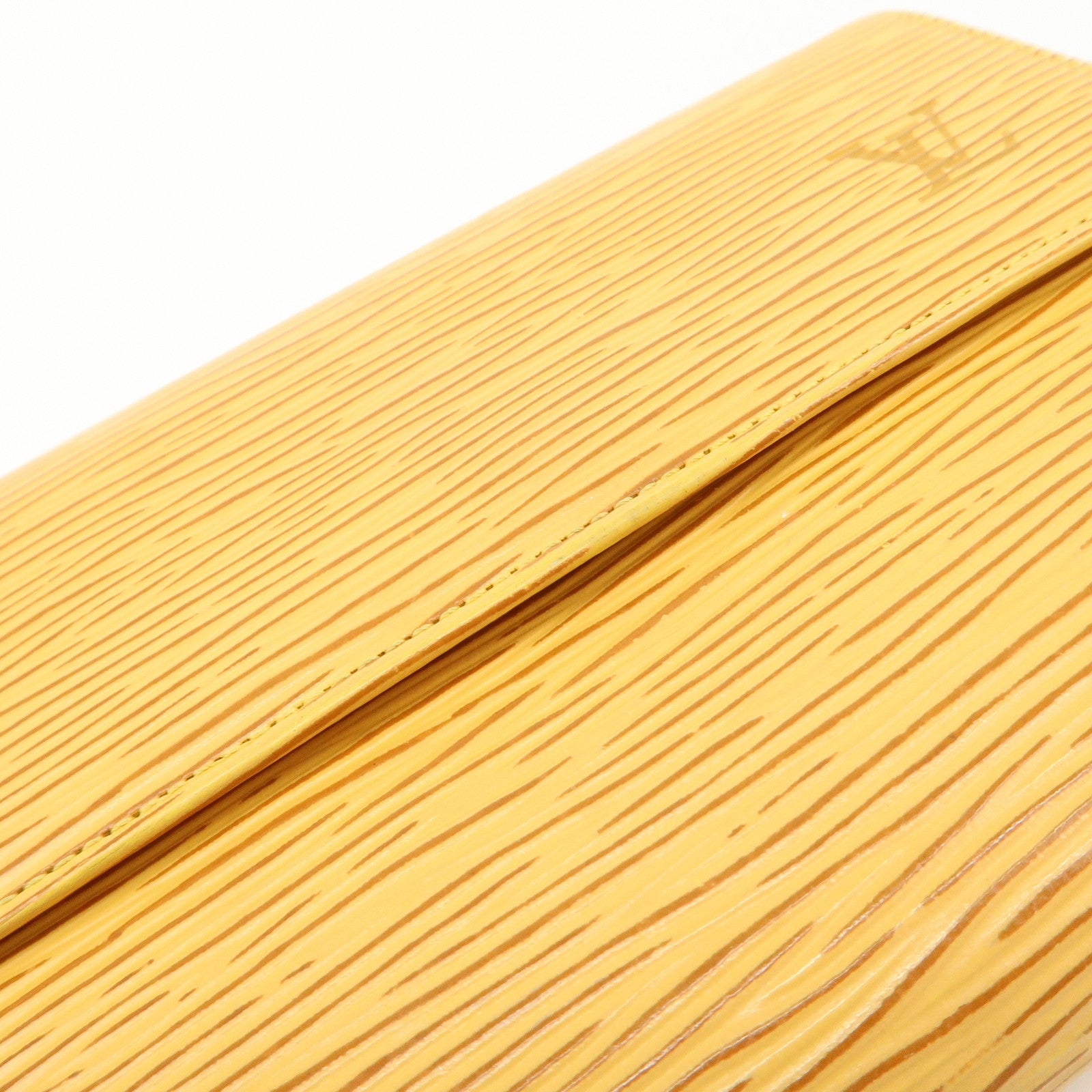 Louis Vuitton Epi leather Porte Tresor Etui Papier Wallet M63719